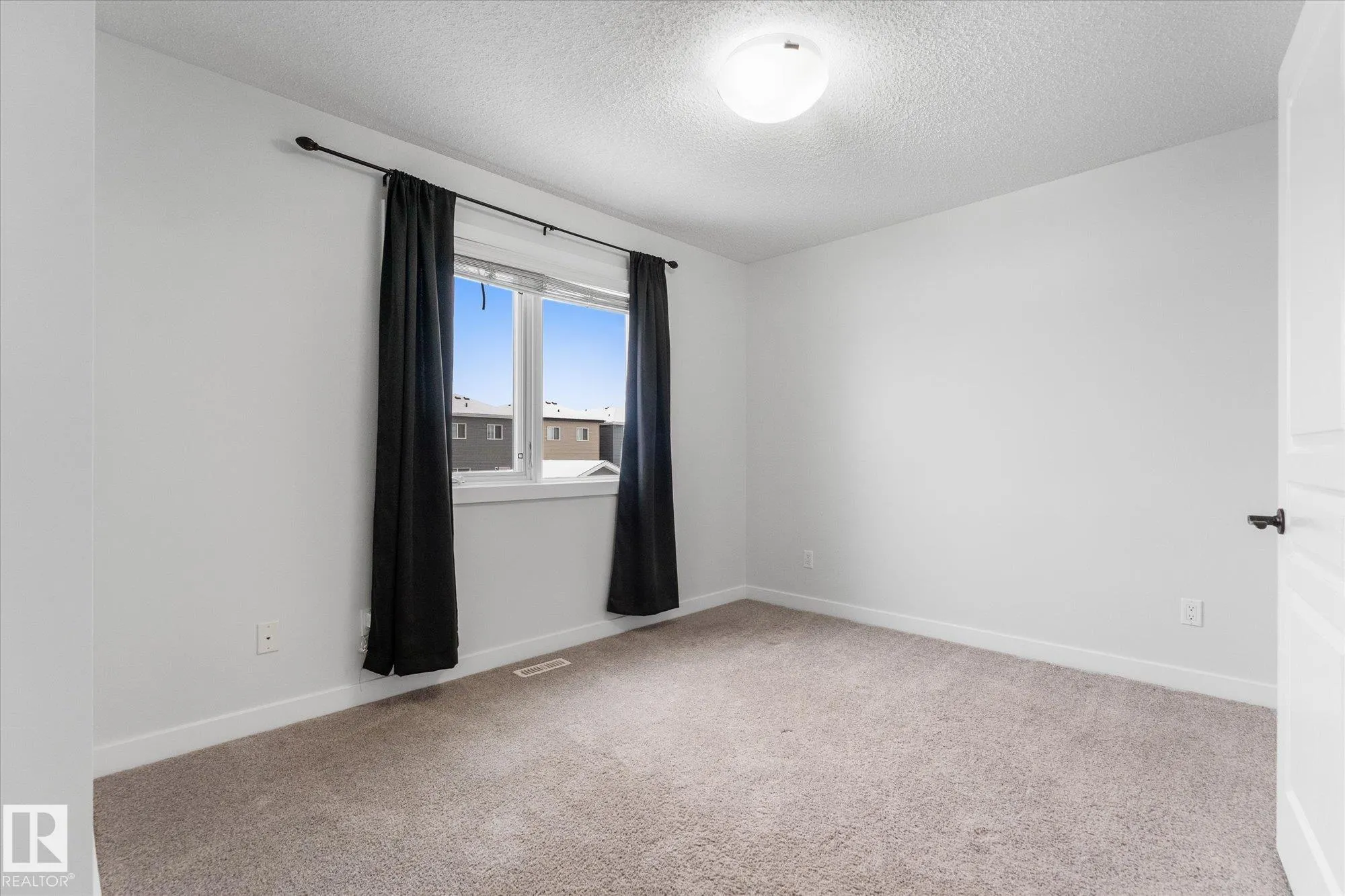 153 HAWKS RIDGE Boulevard