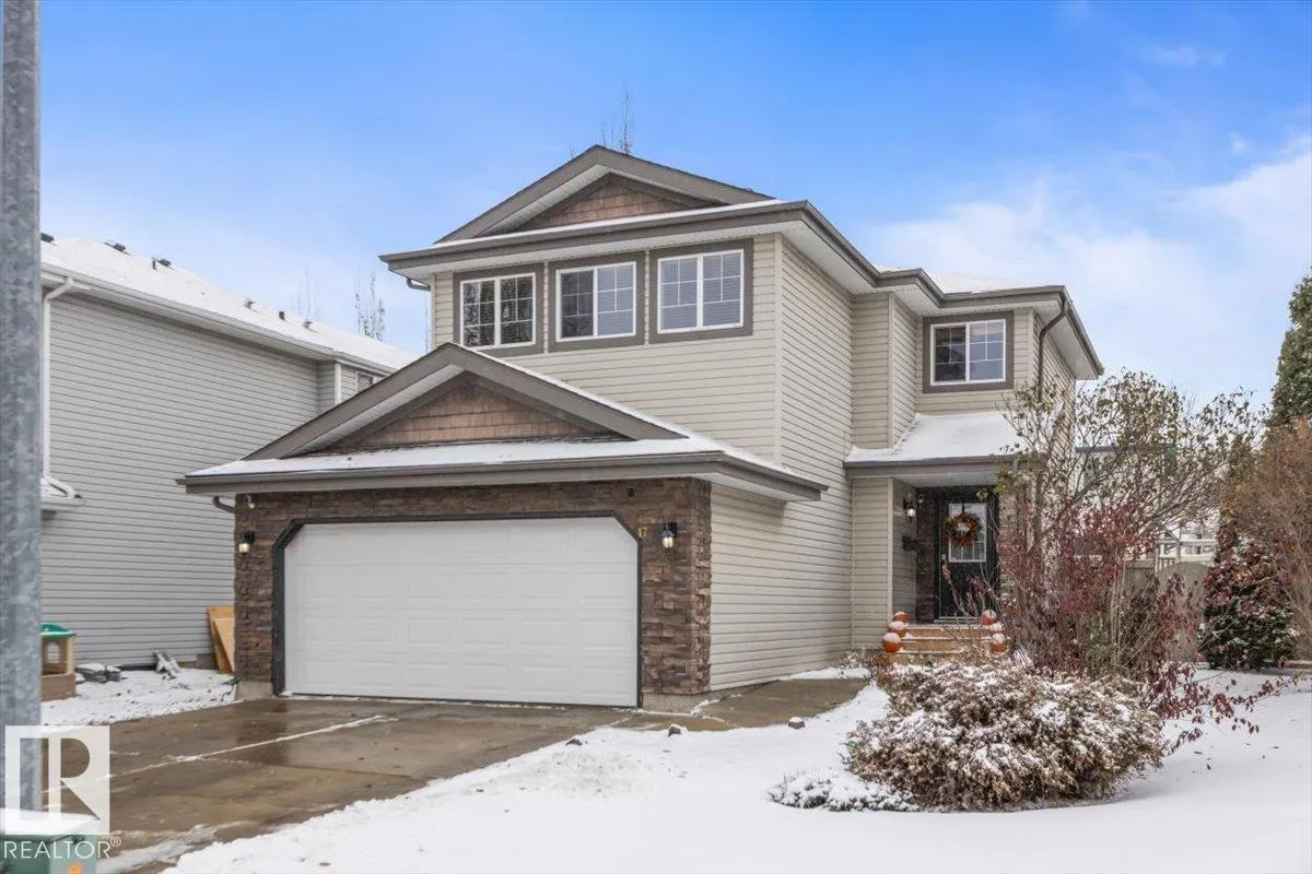 17 ESCADA Close