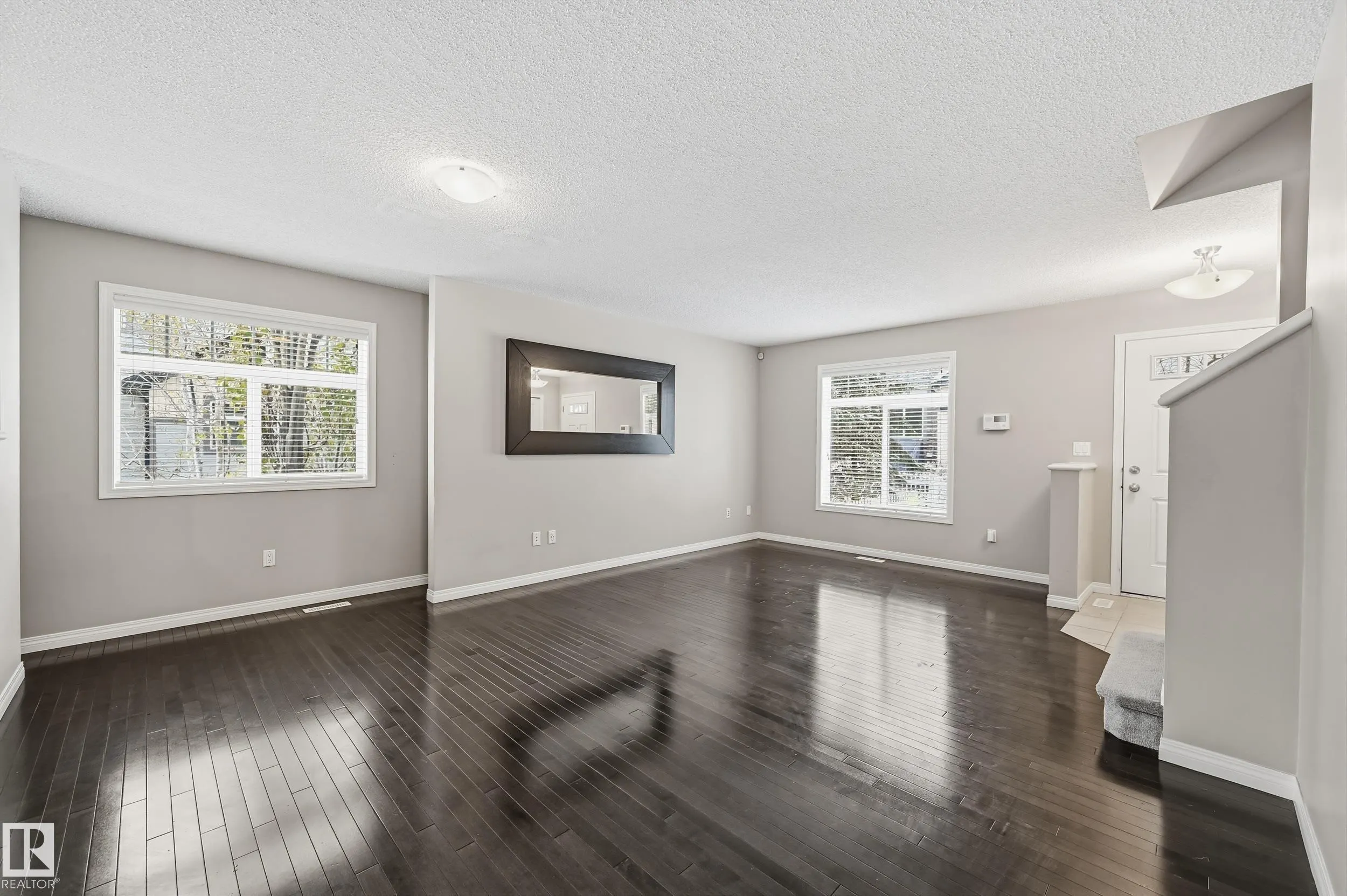 465 HEMINGWAY Road