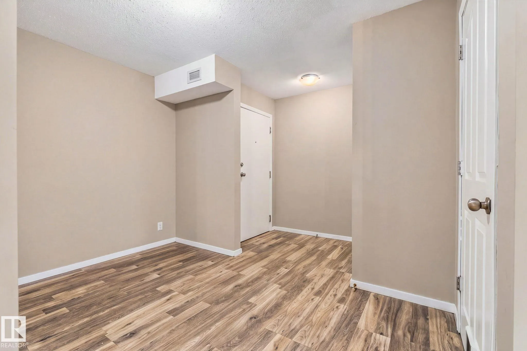 530 WATT Boulevard