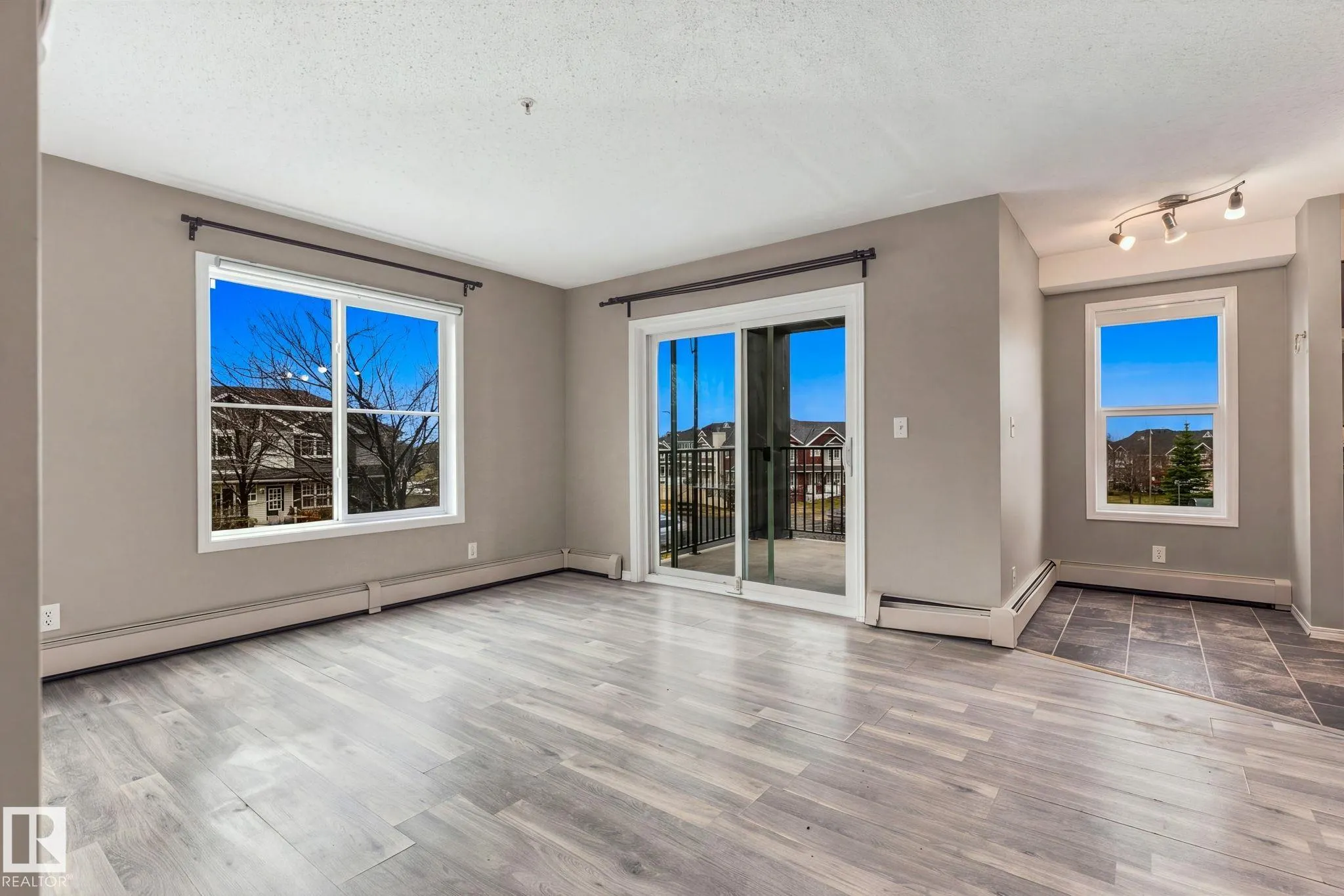 530 WATT Boulevard