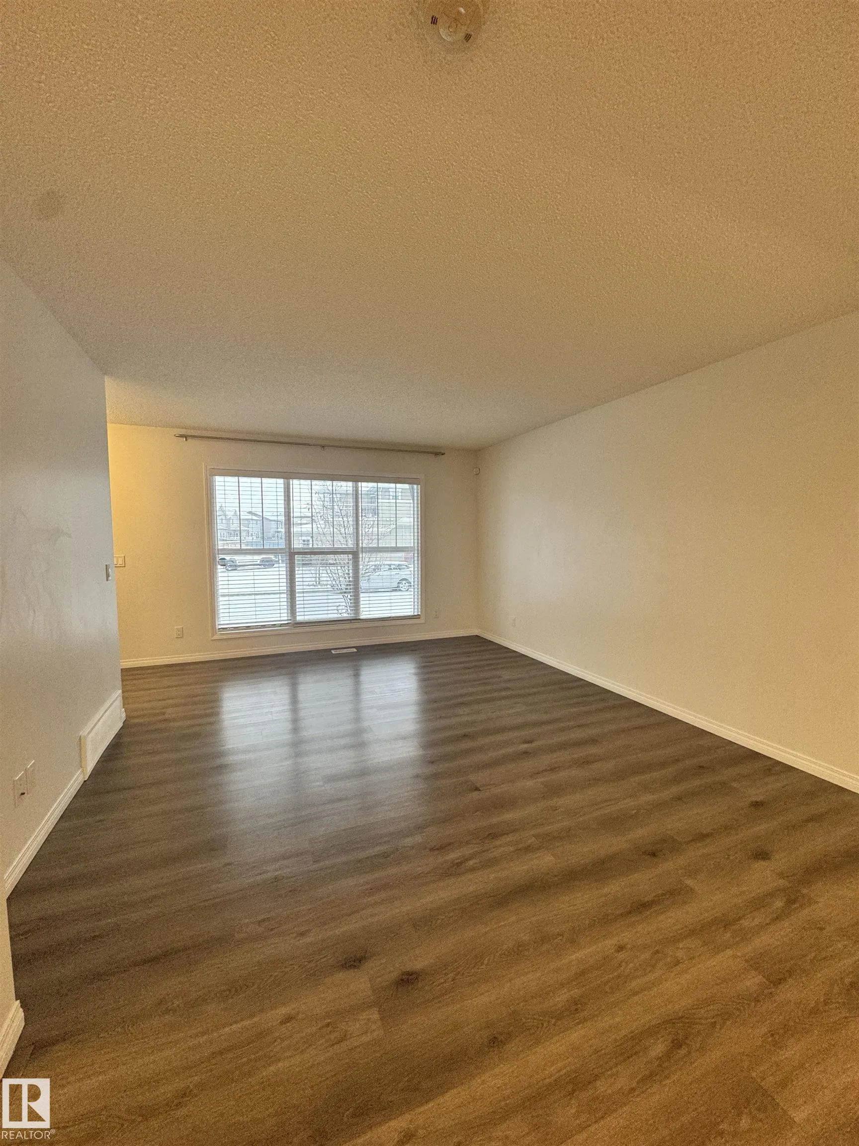 1309 DARBY Way