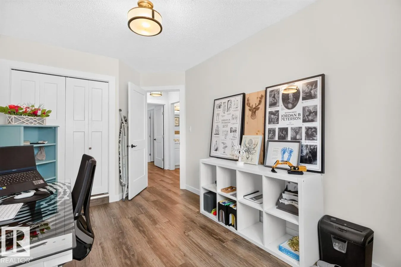 9 DURAND Place