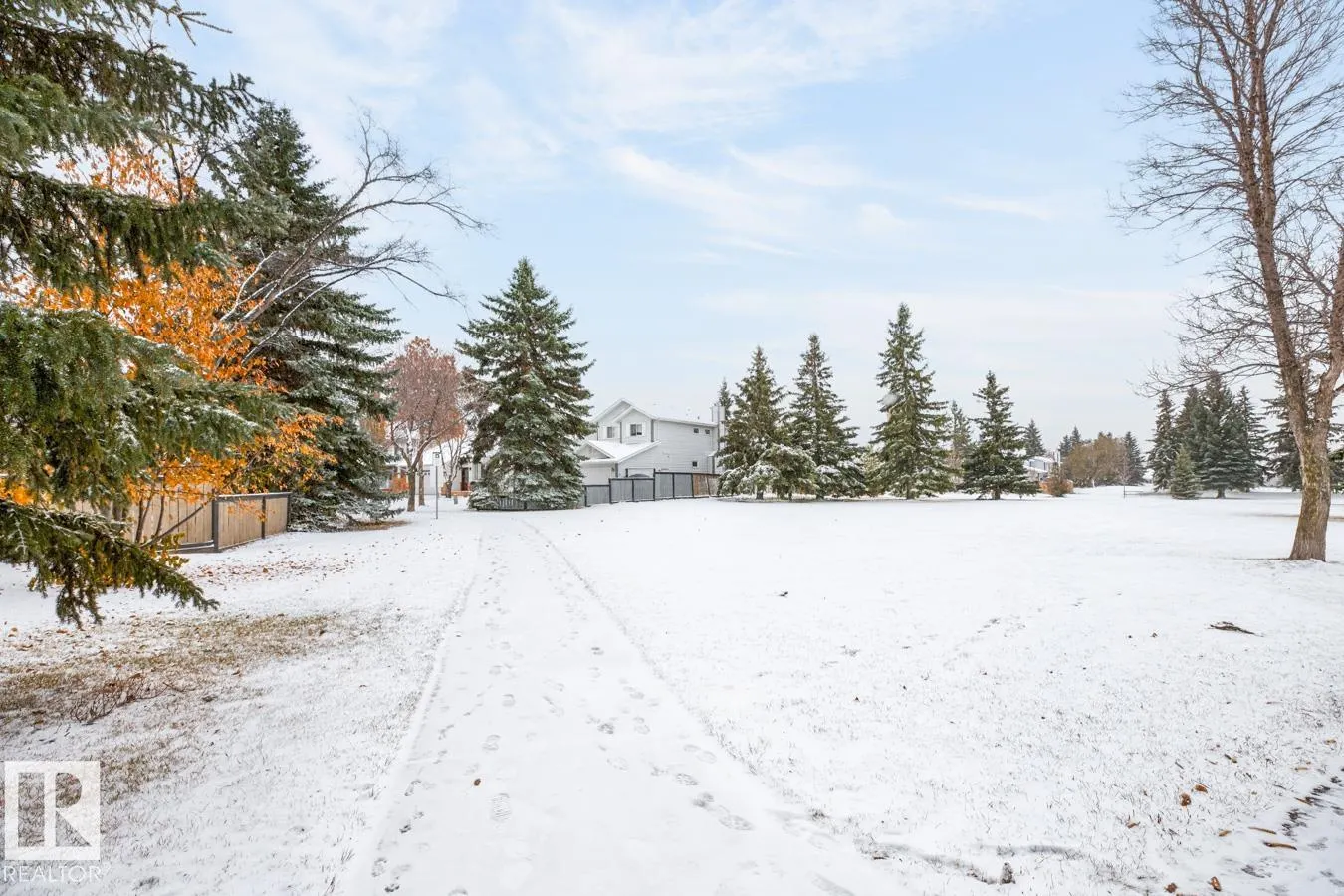 9 DURAND Place