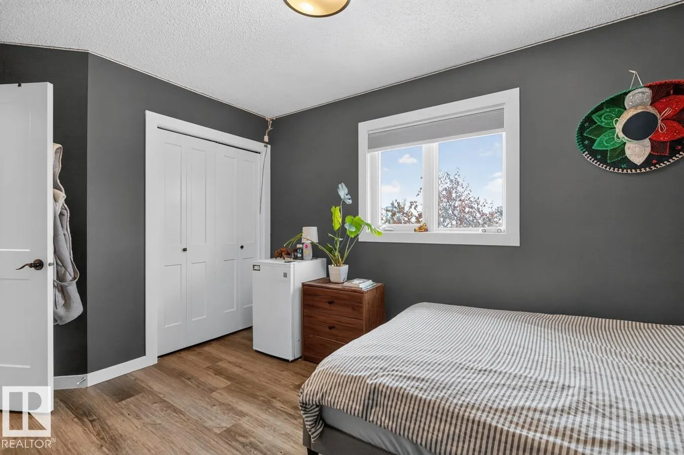9 DURAND Place