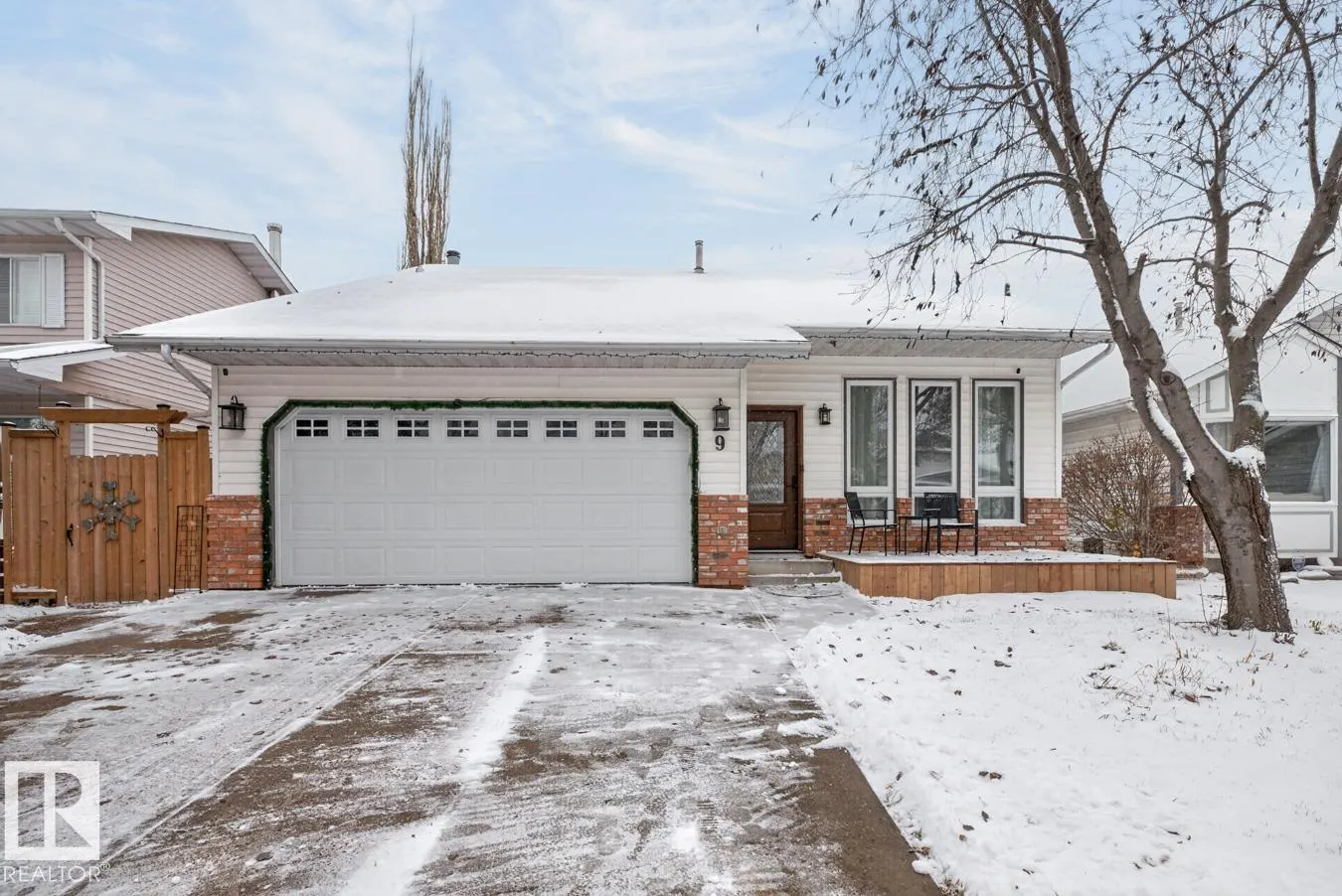 9 DURAND Place