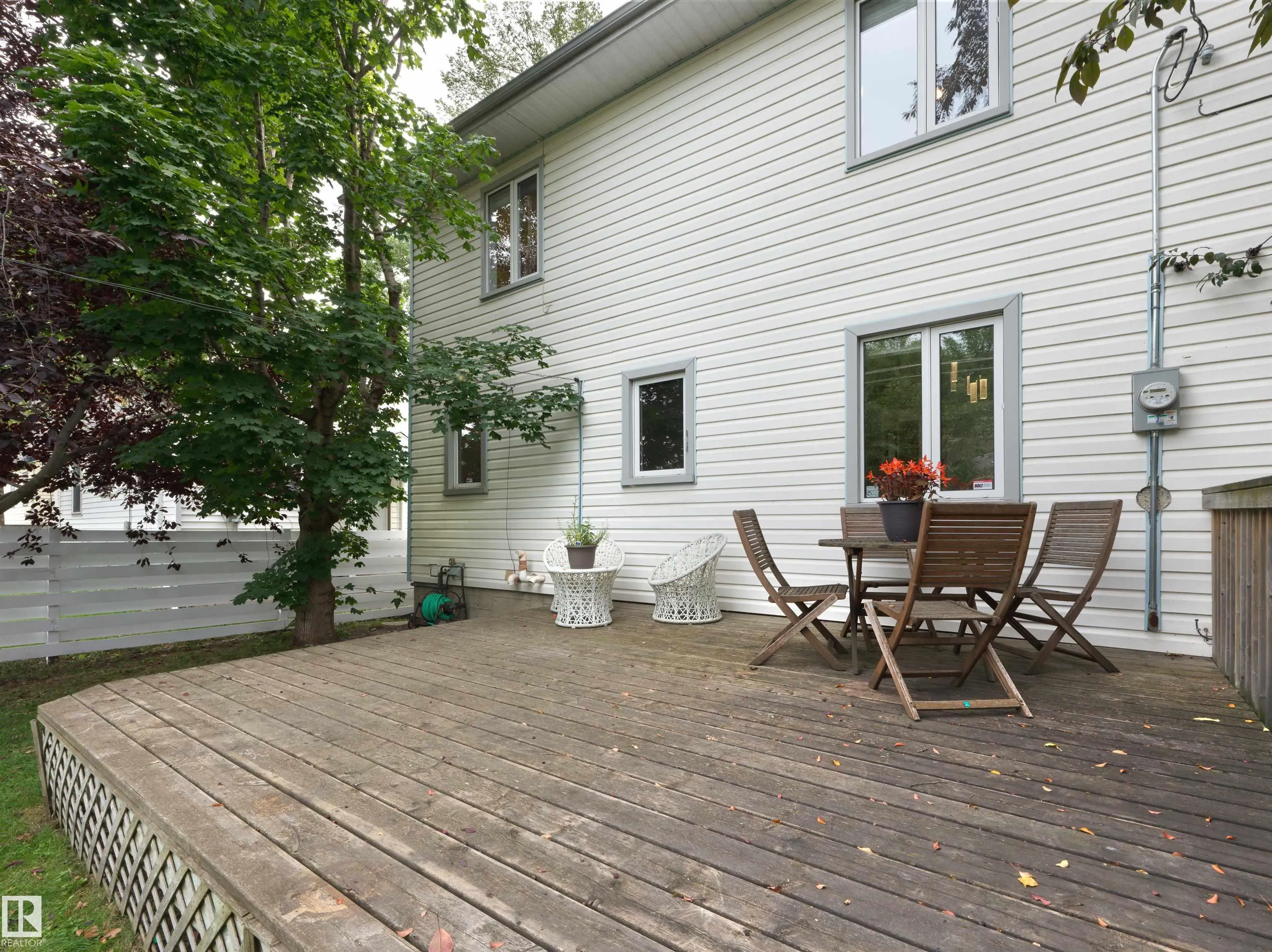 10968 75 Avenue