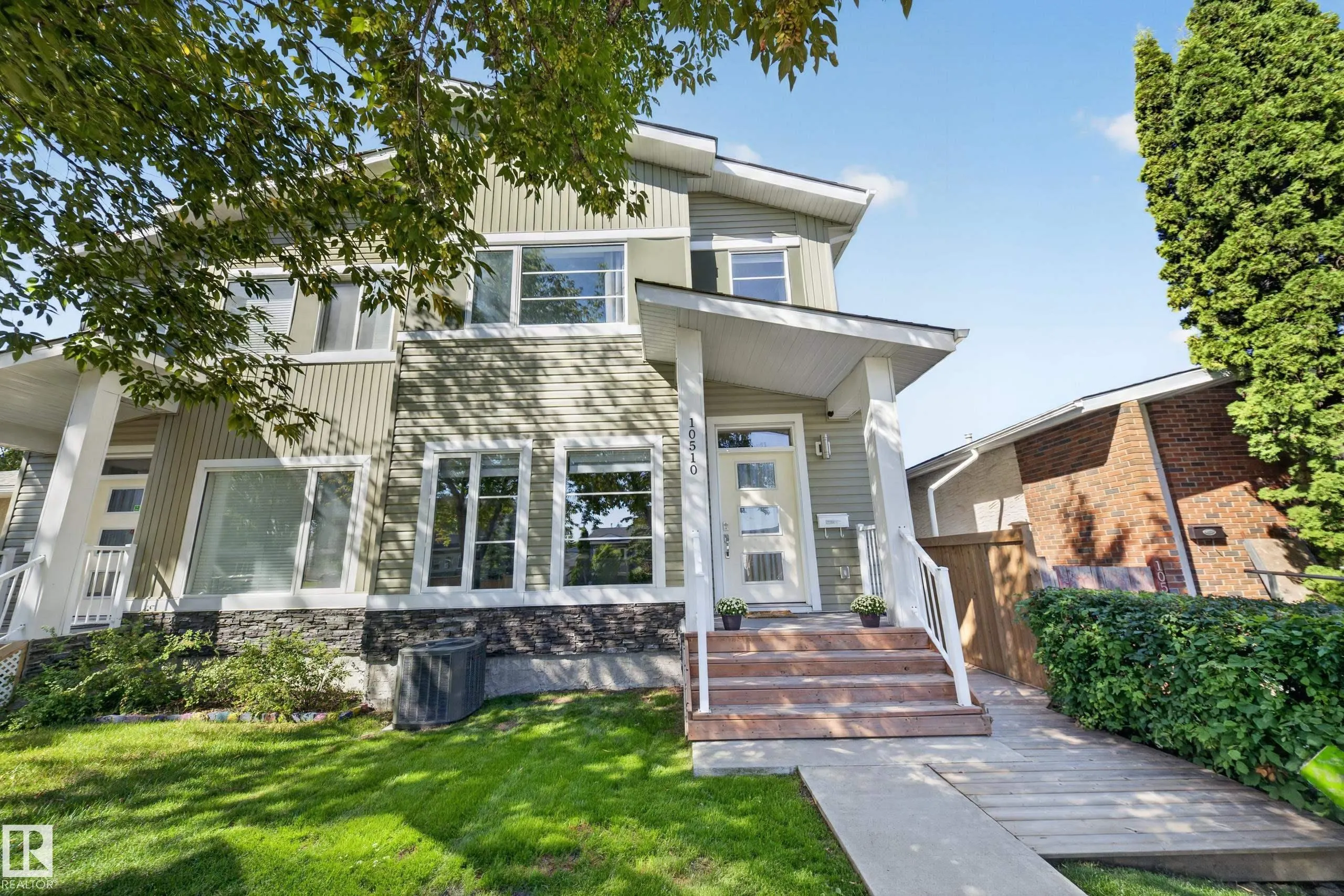 10510 153 Street