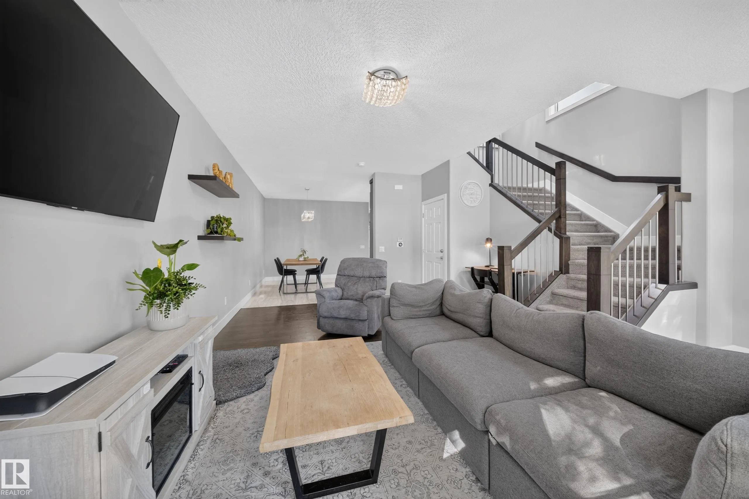 10510 153 Street