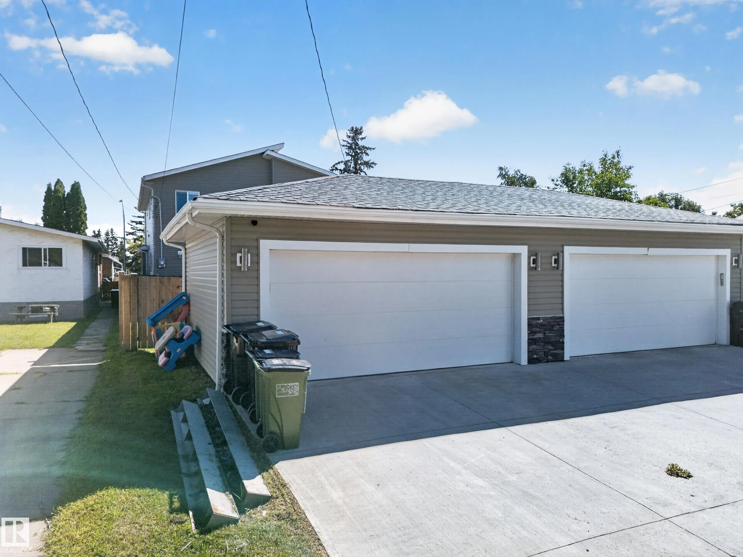 10510 153 Street