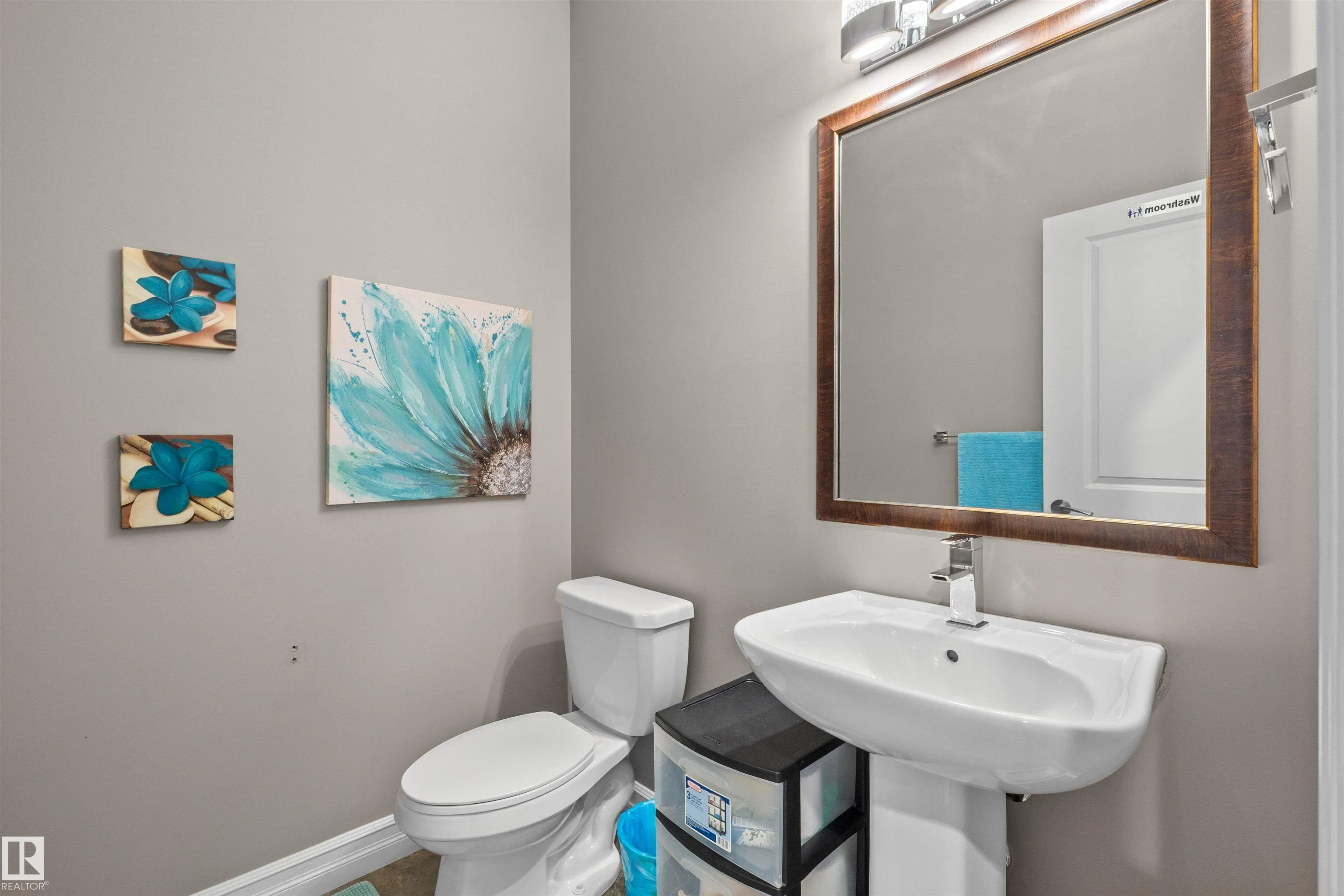 25 Davis Street Nw
