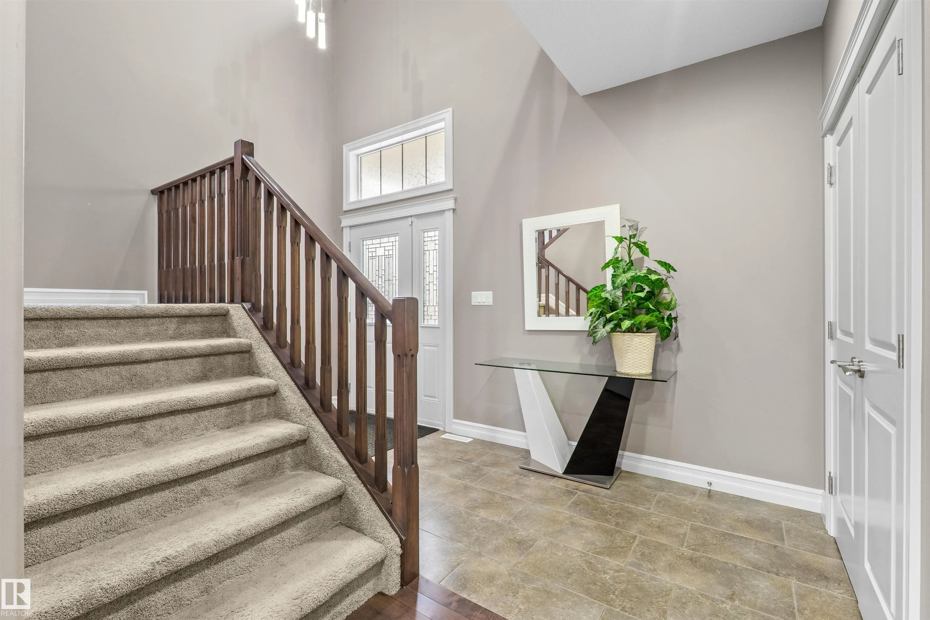 25 Davis Street Nw
