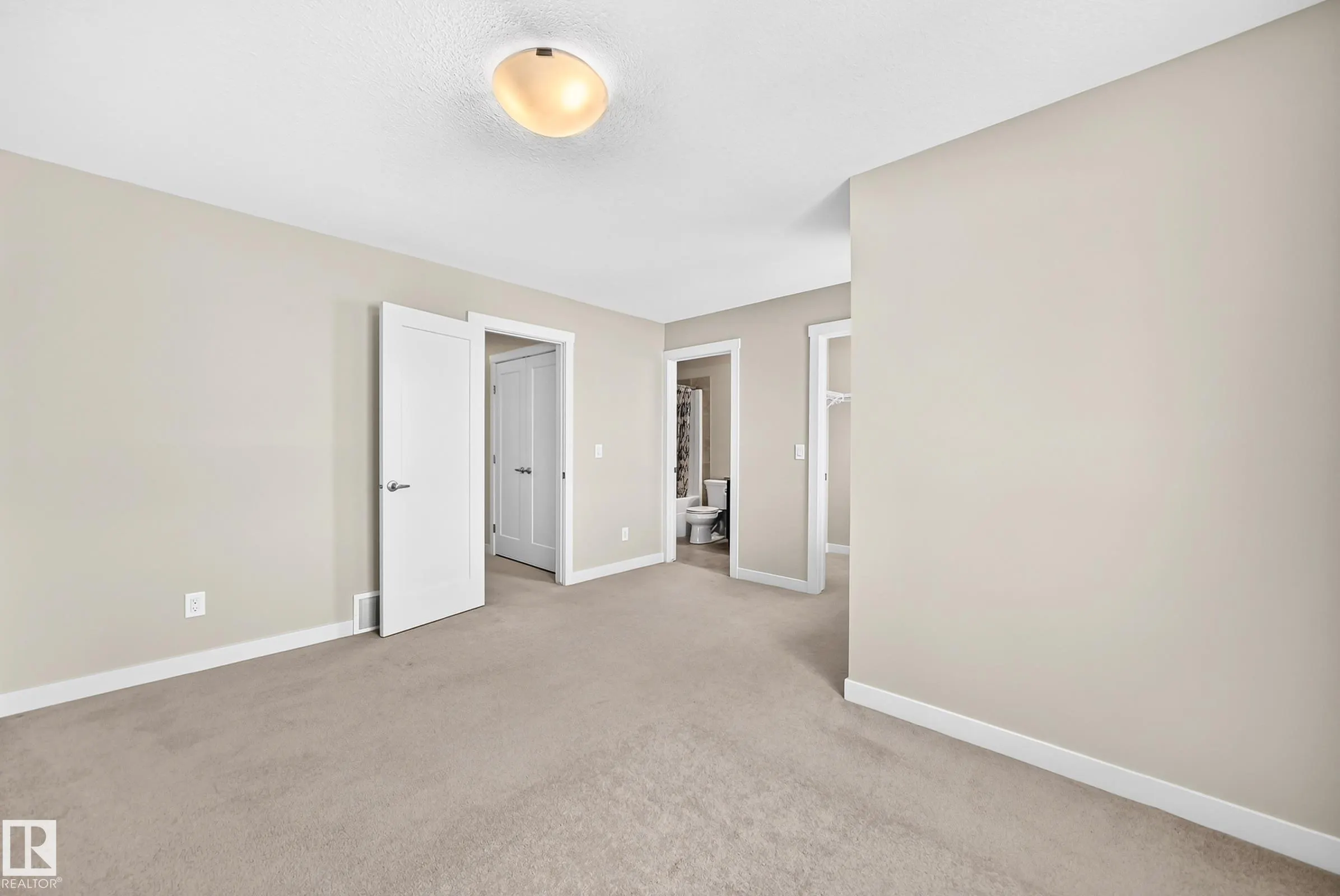 701 ALLARD Boulevard