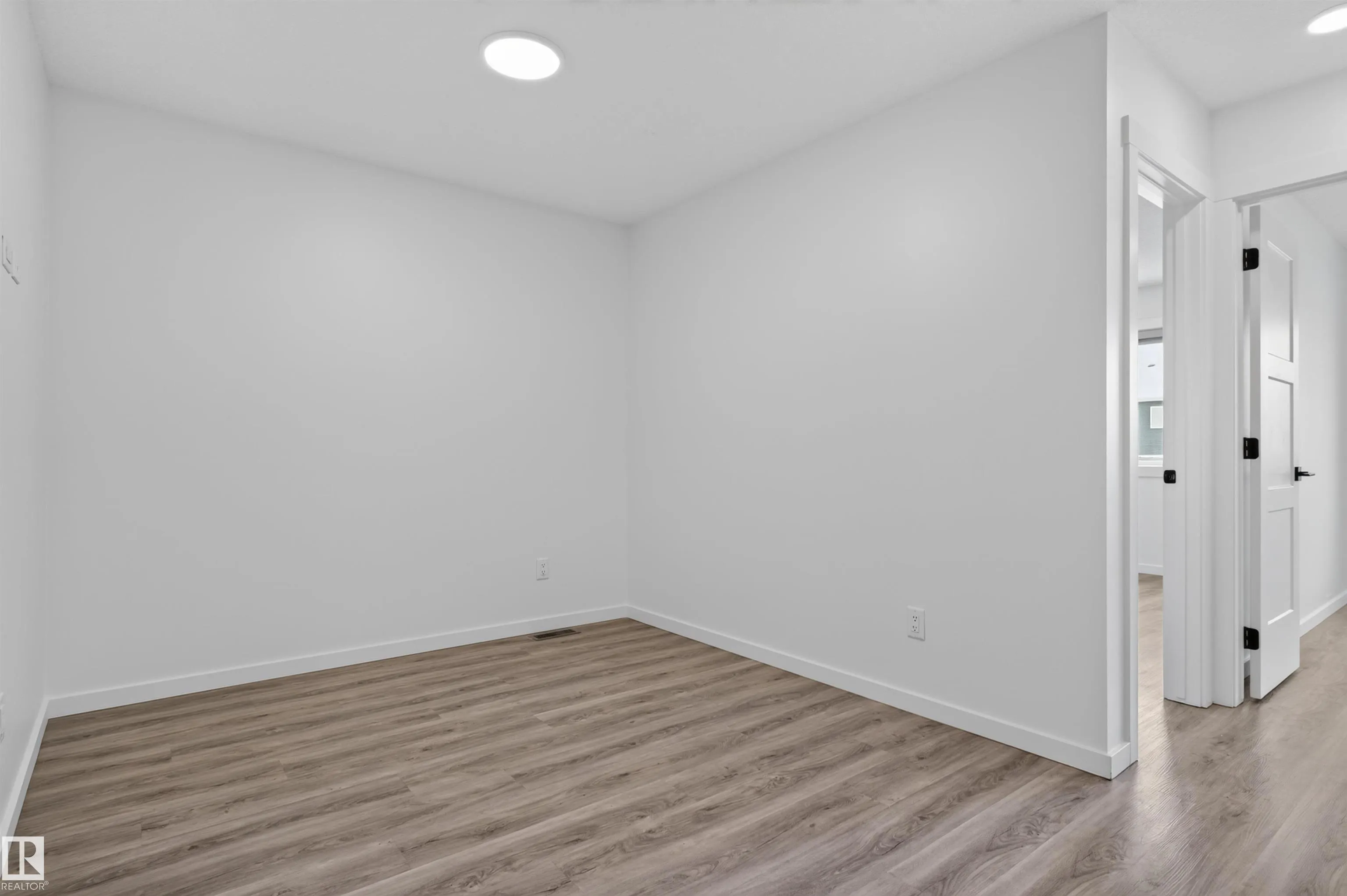 1219 PODERSKY Wynd