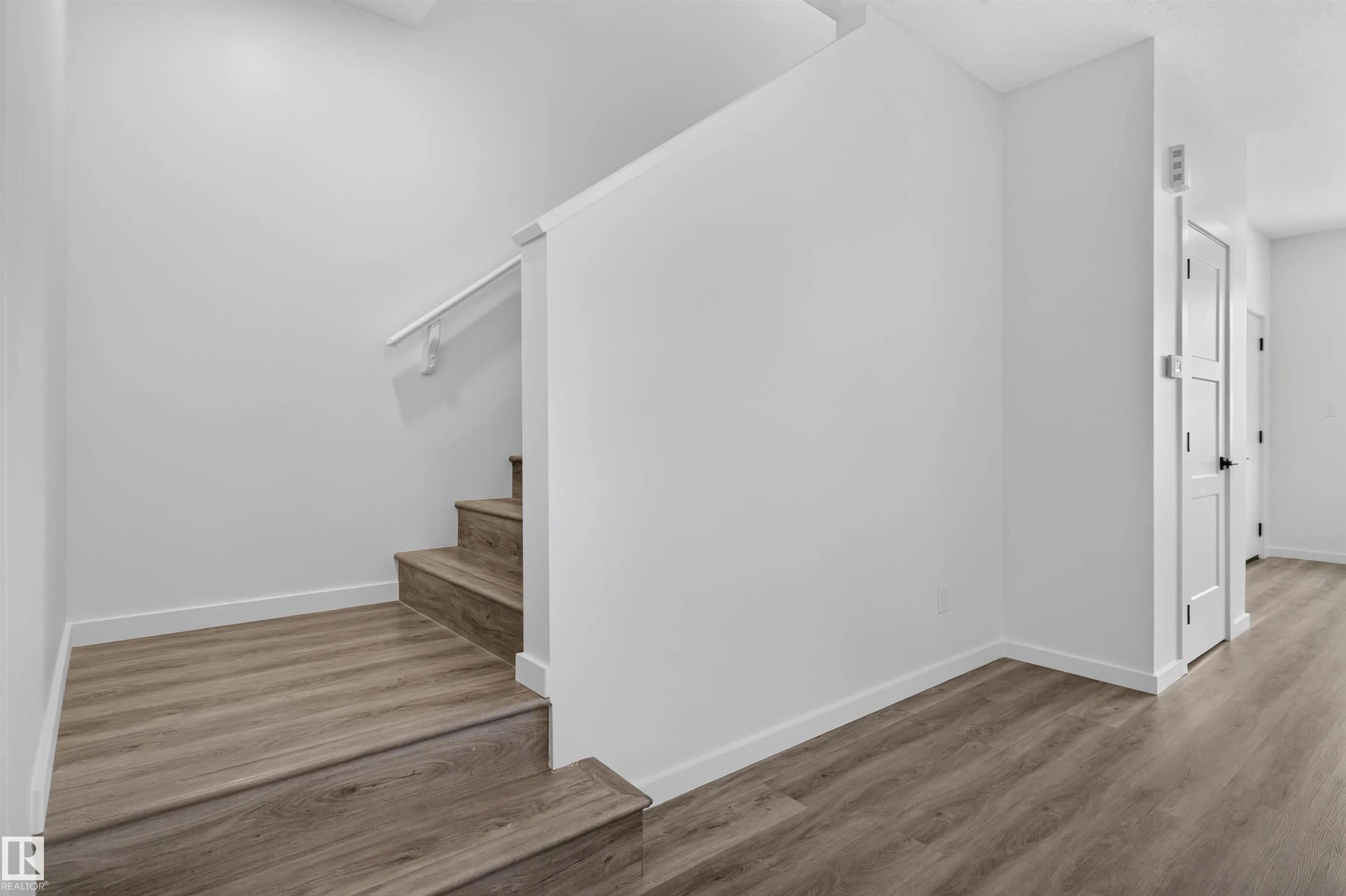 1219 PODERSKY Wynd