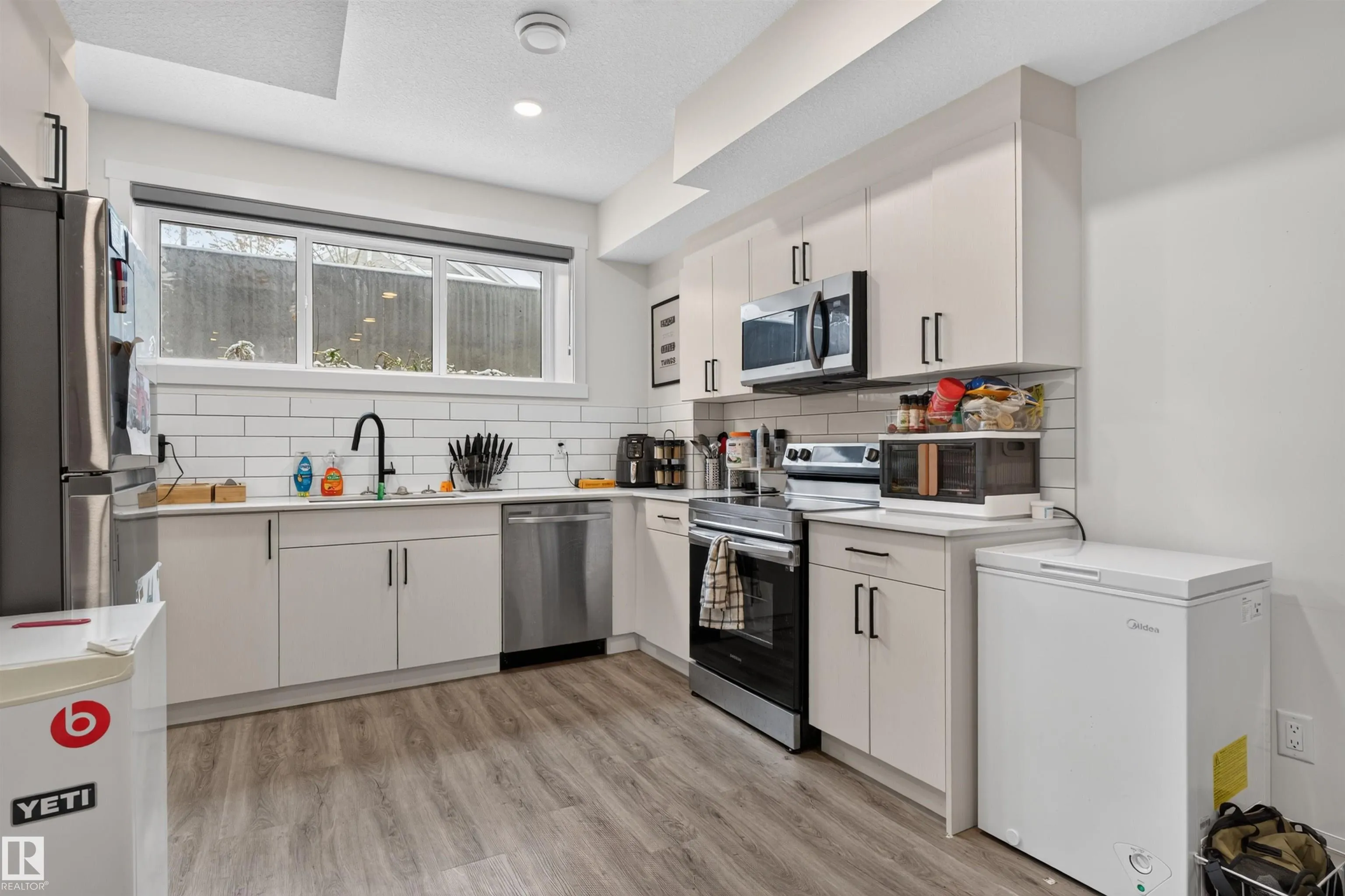 1219 PODERSKY Wynd