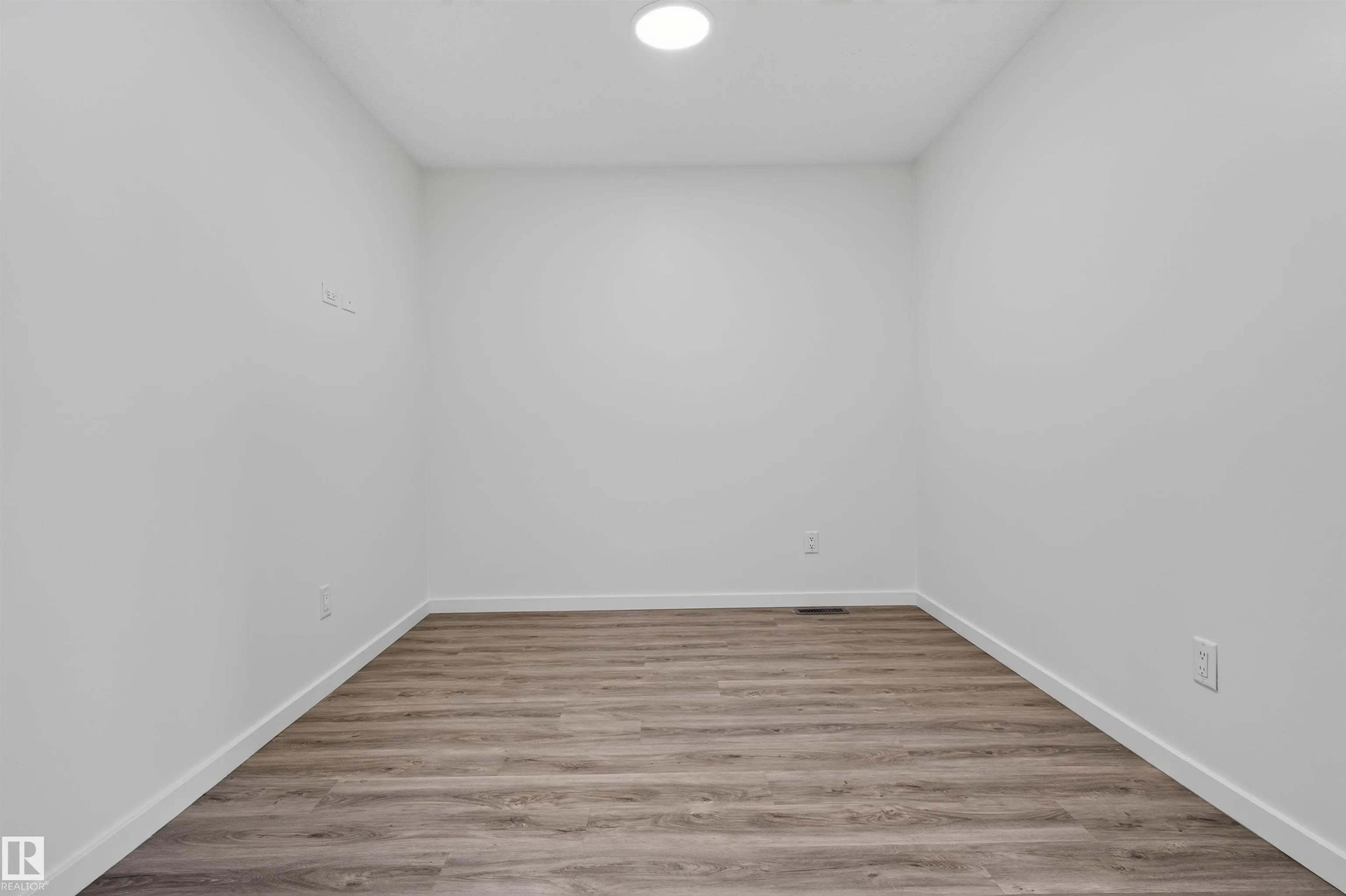 1219 PODERSKY Wynd