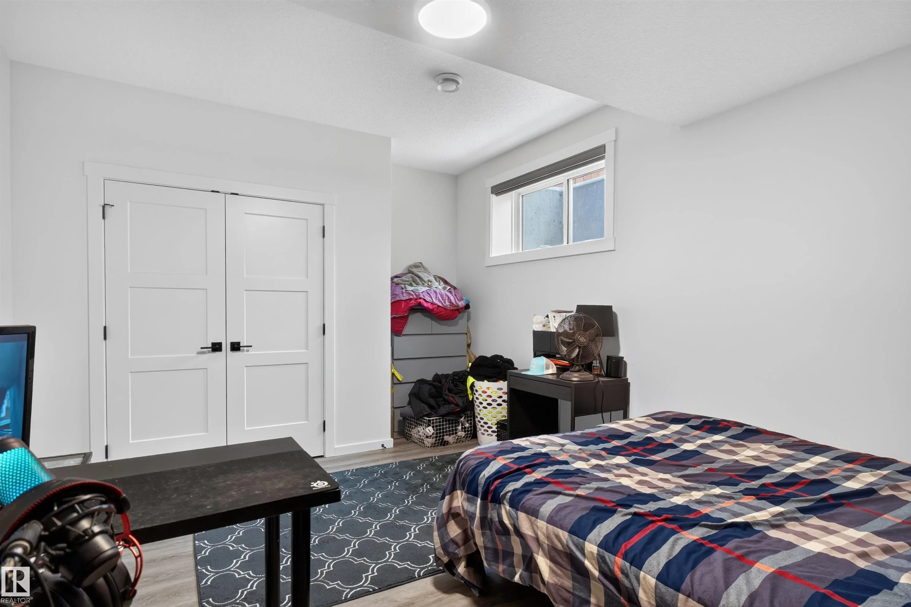 1219 PODERSKY Wynd