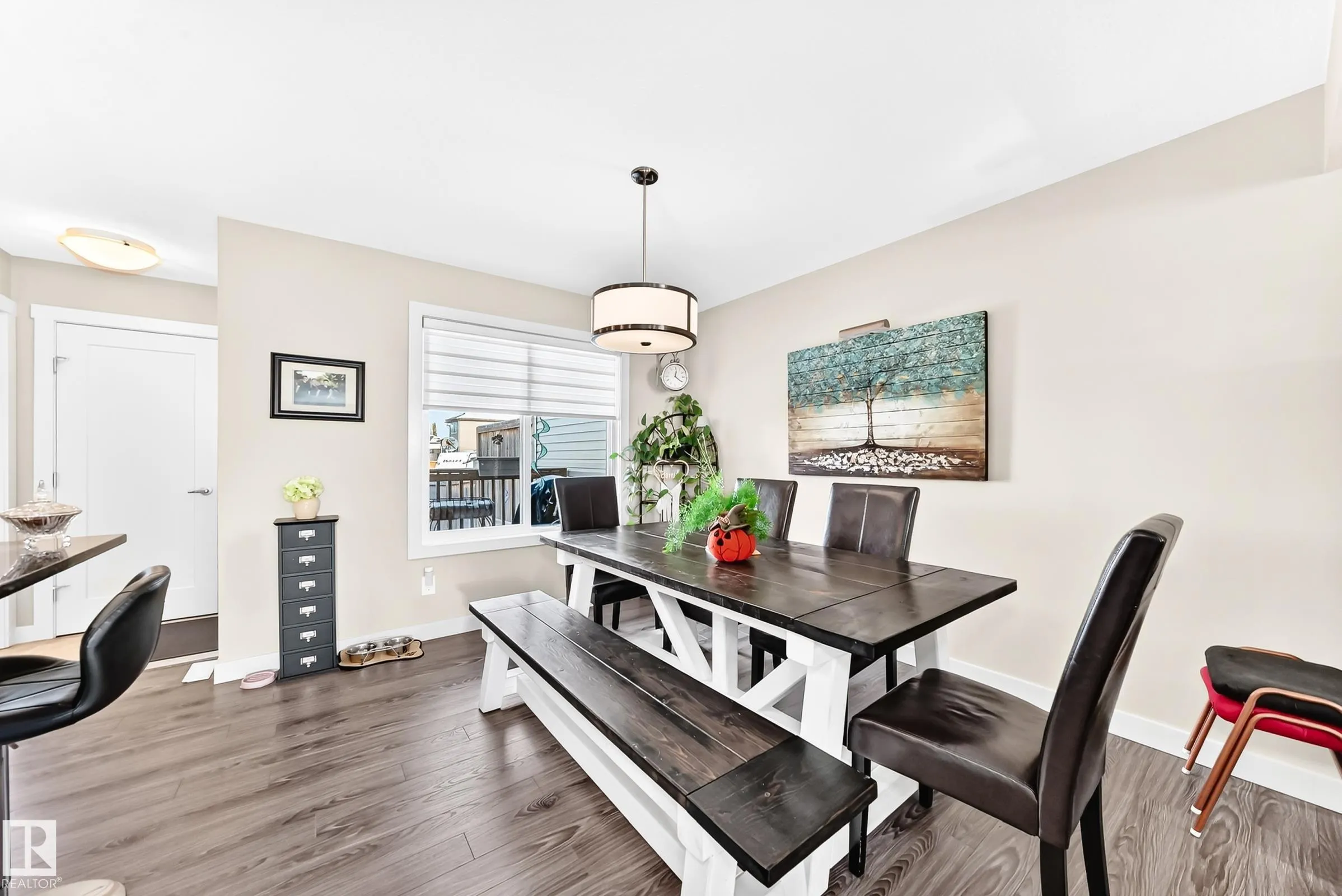 10 SIENNA Boulevard
