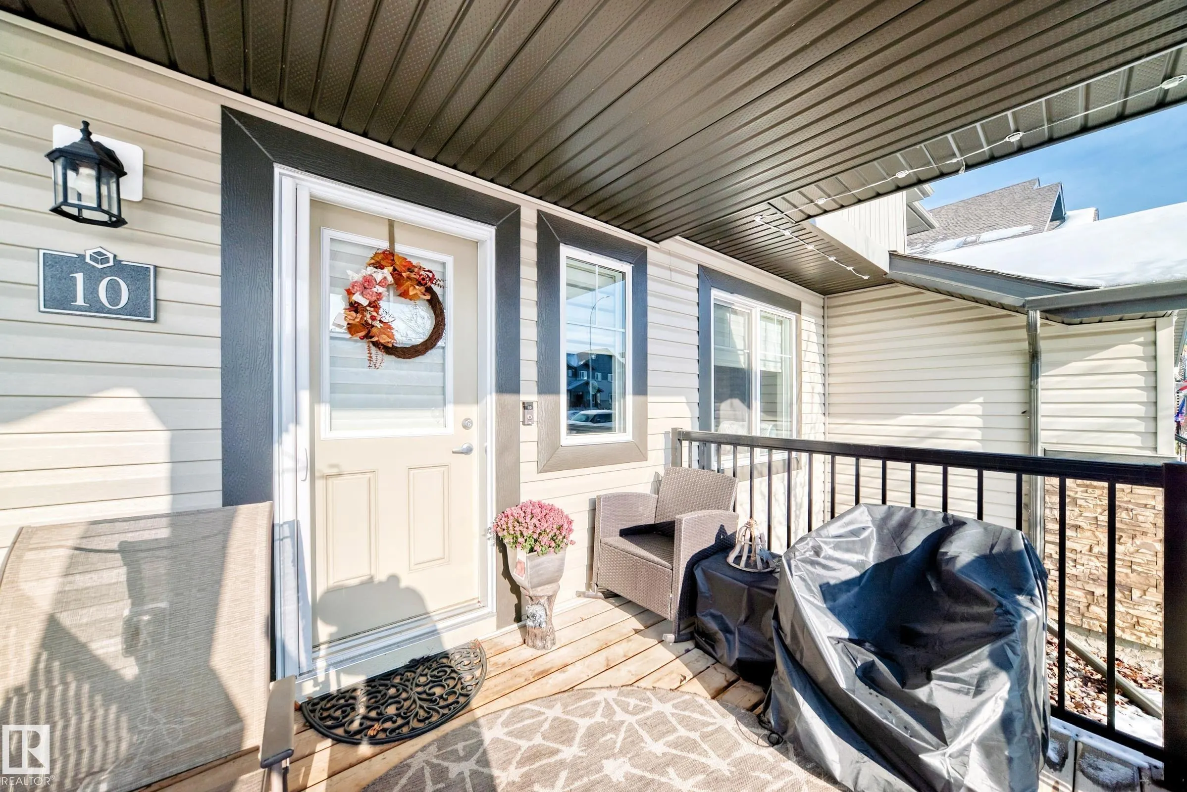 10 SIENNA Boulevard