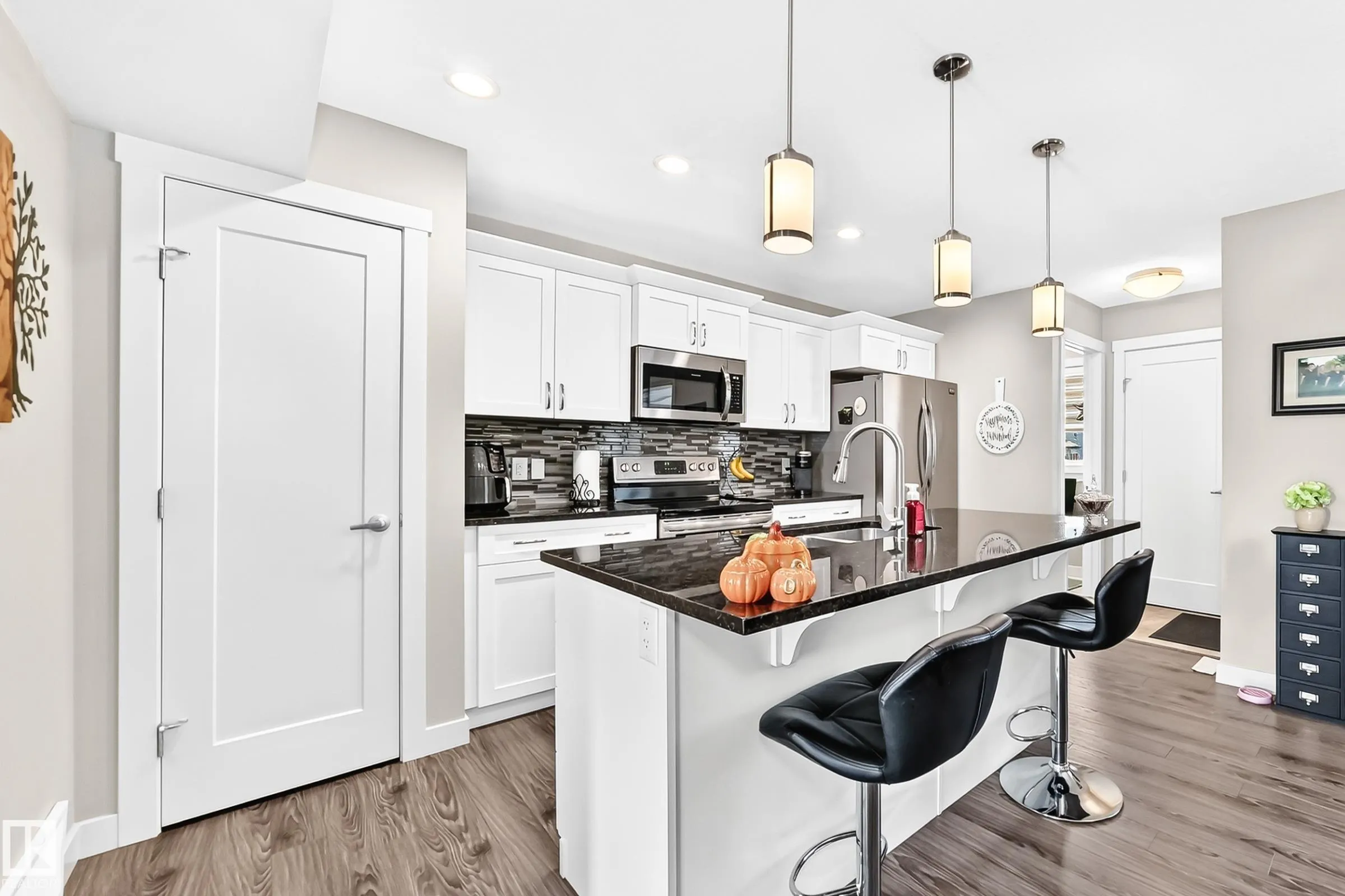 10 SIENNA Boulevard
