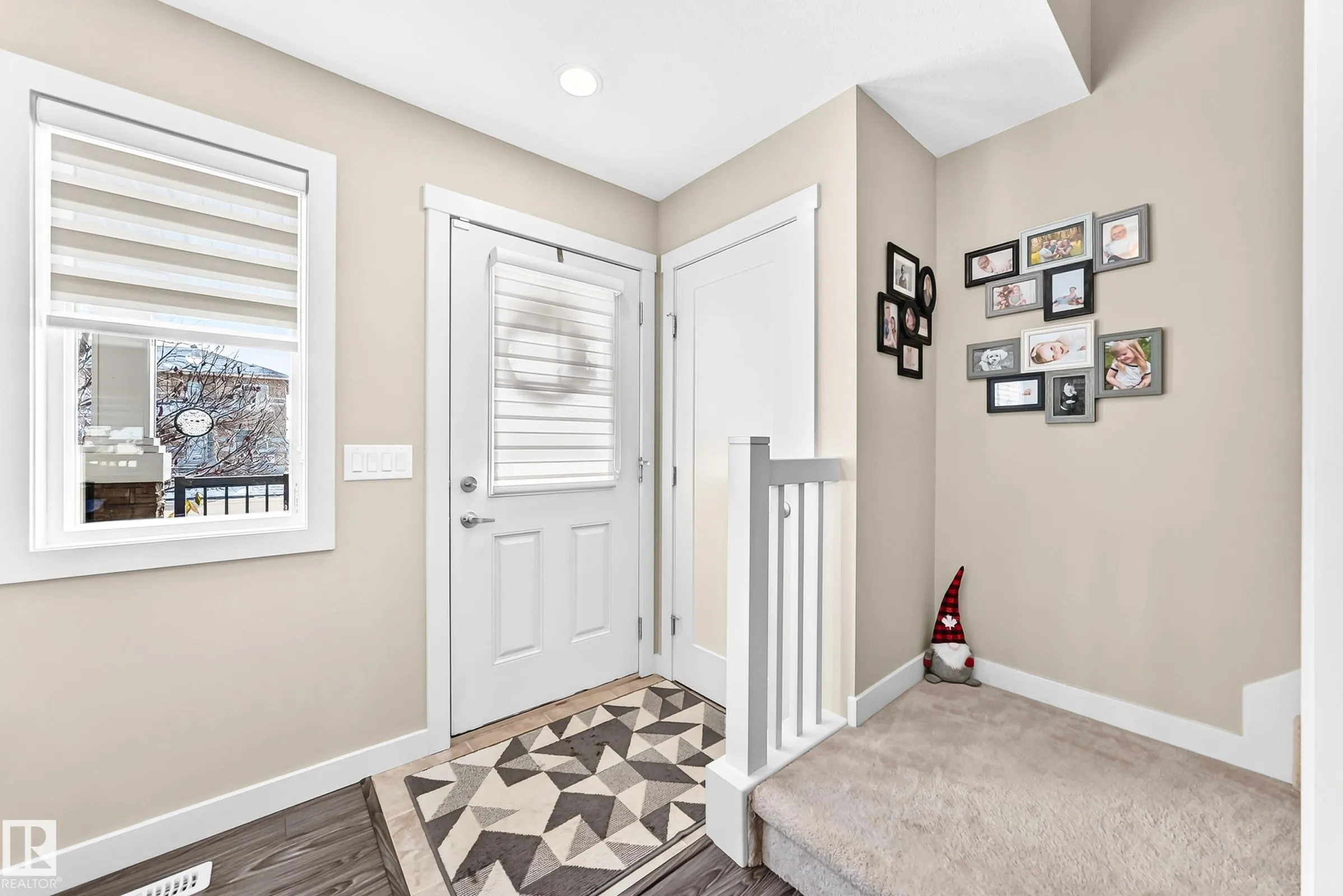 10 SIENNA Boulevard