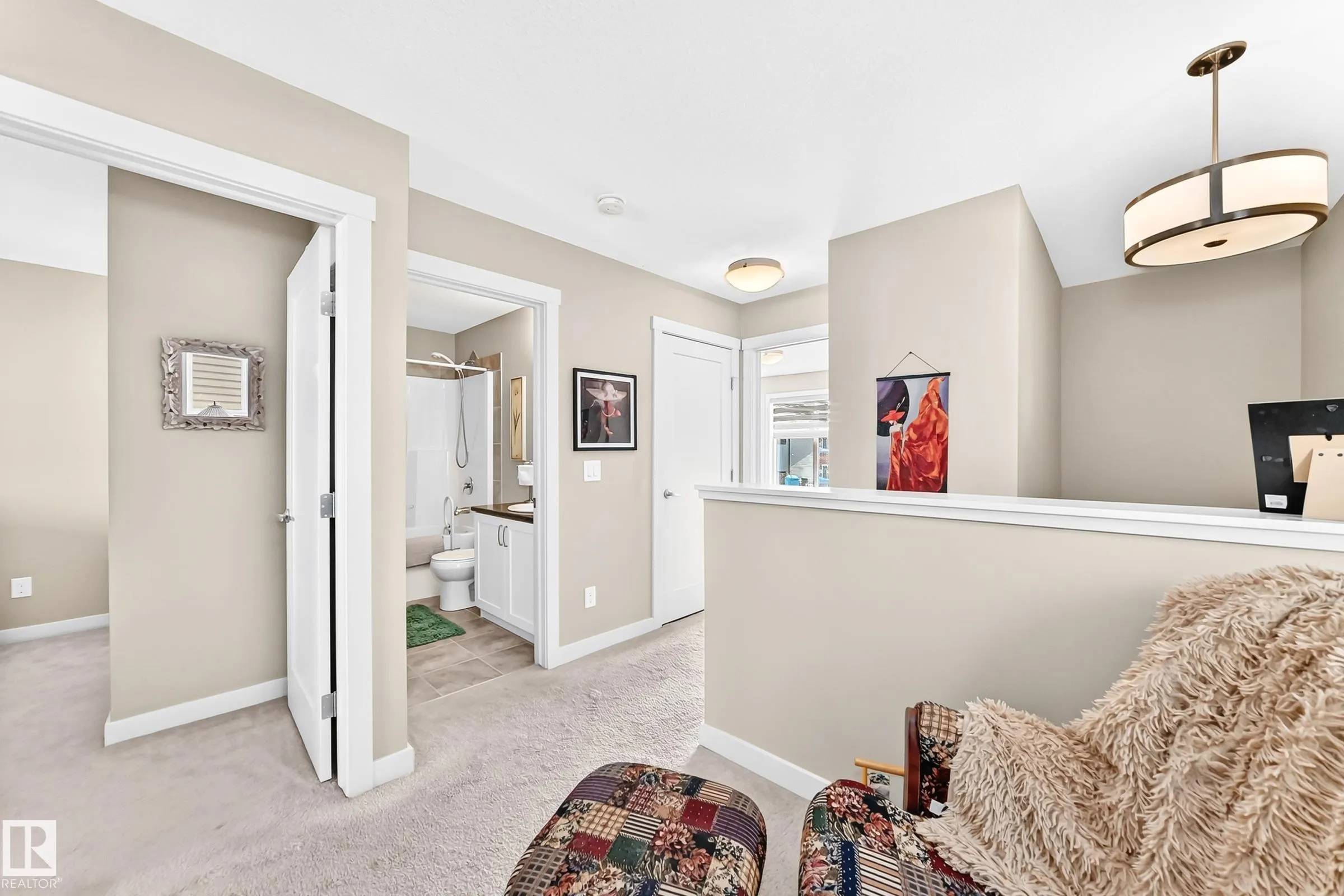 10 SIENNA Boulevard