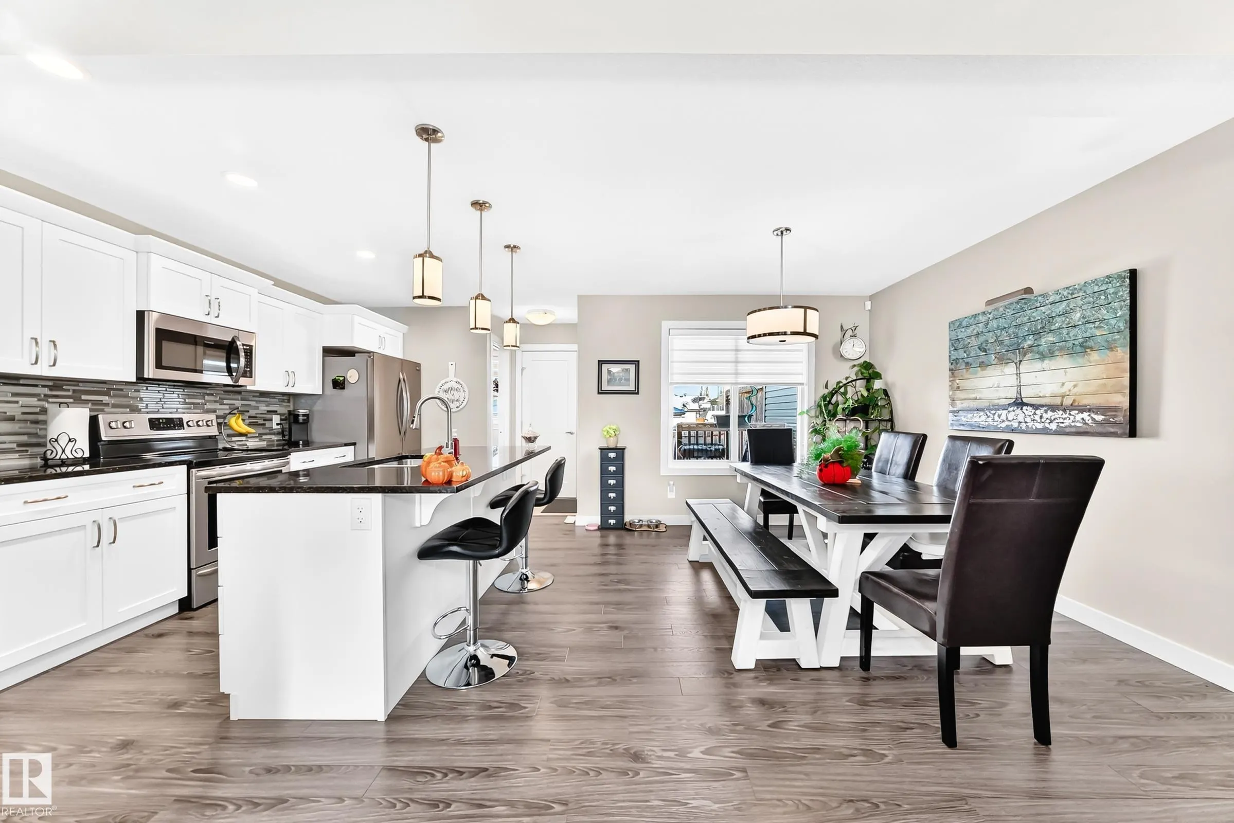 10 SIENNA Boulevard
