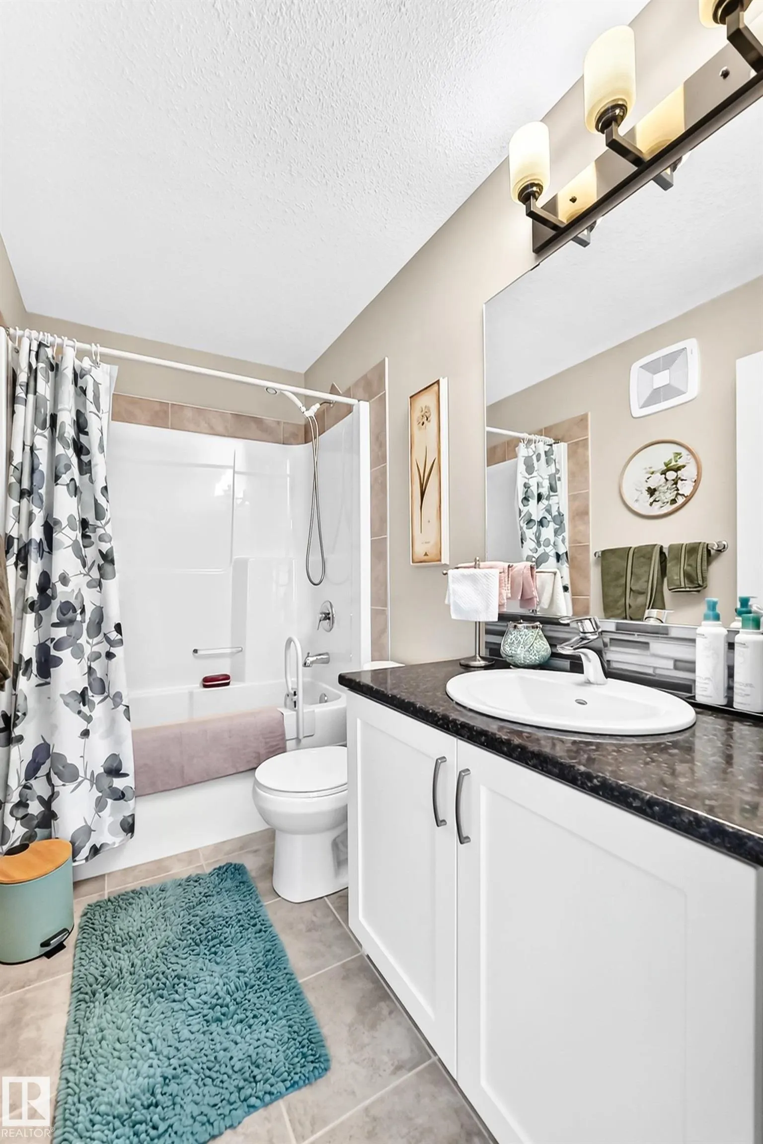 10 SIENNA Boulevard