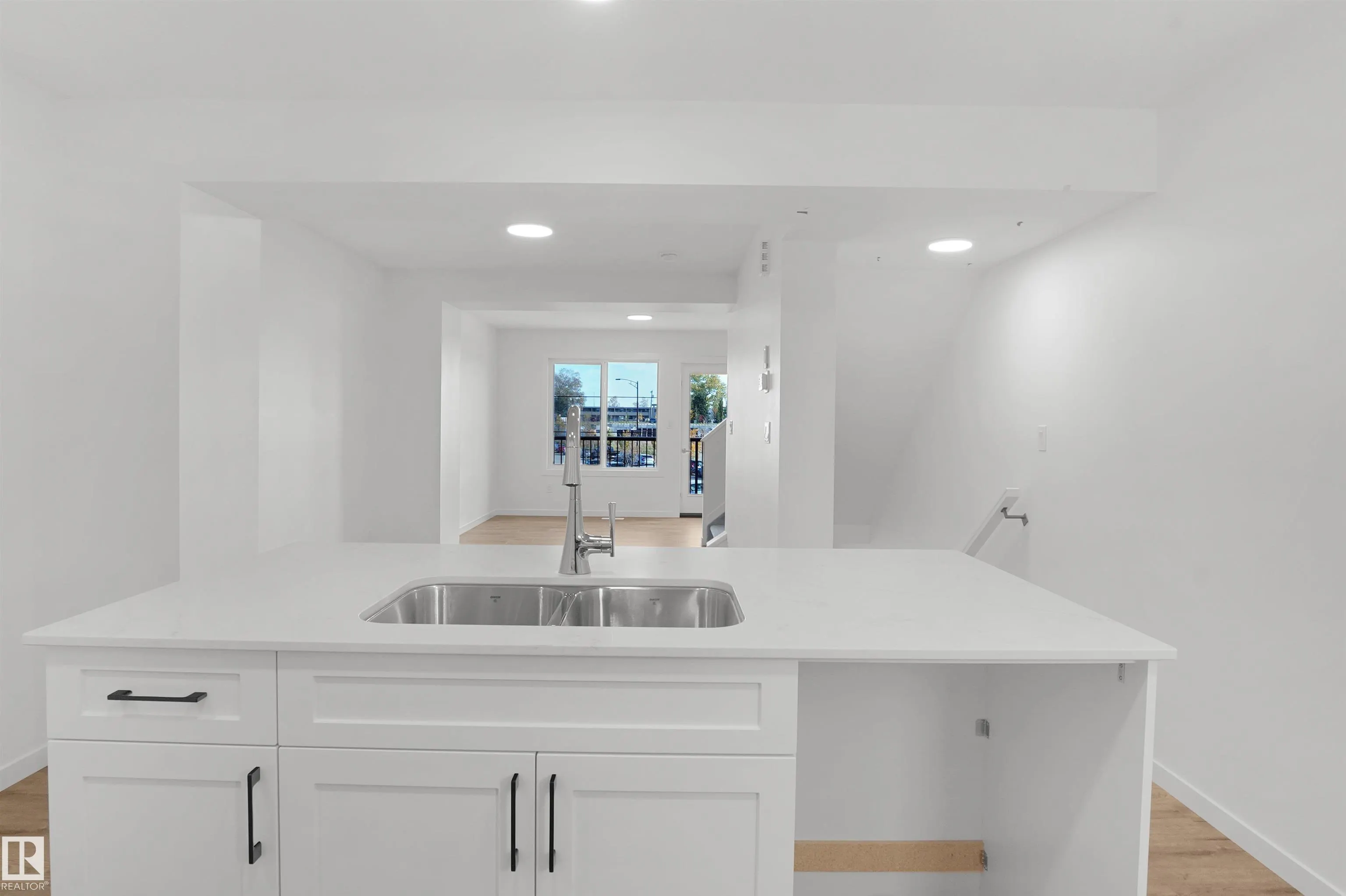 150 Cashman Crescent