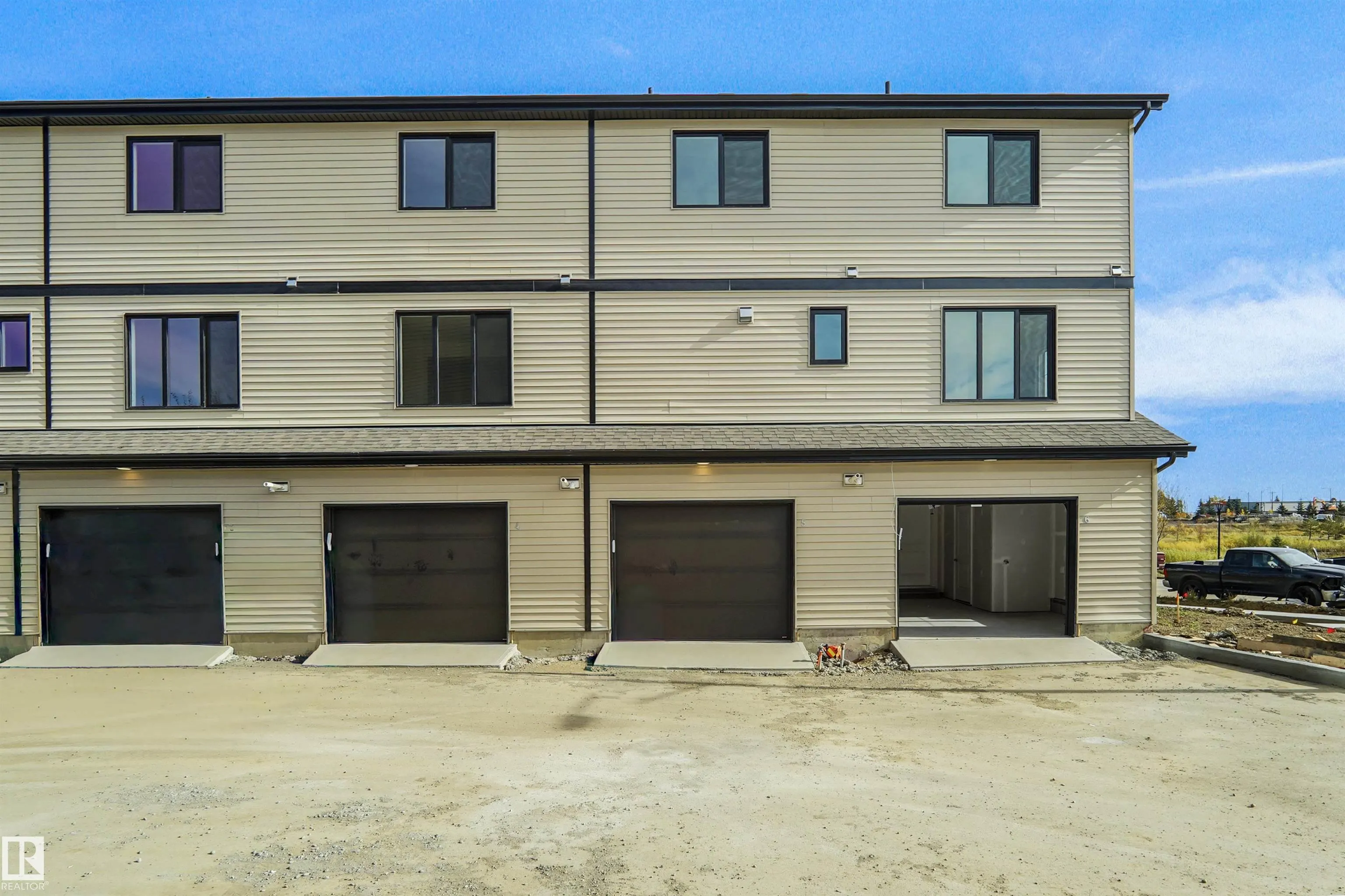 150 Cashman Crescent
