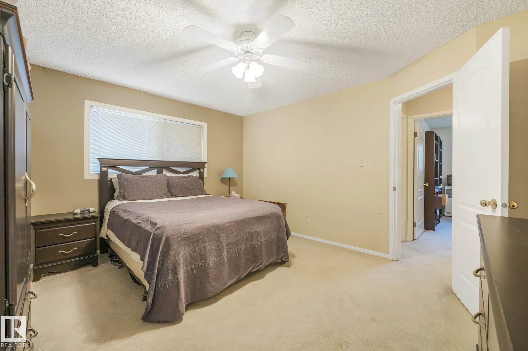 1210 POTTER GREENS Drive