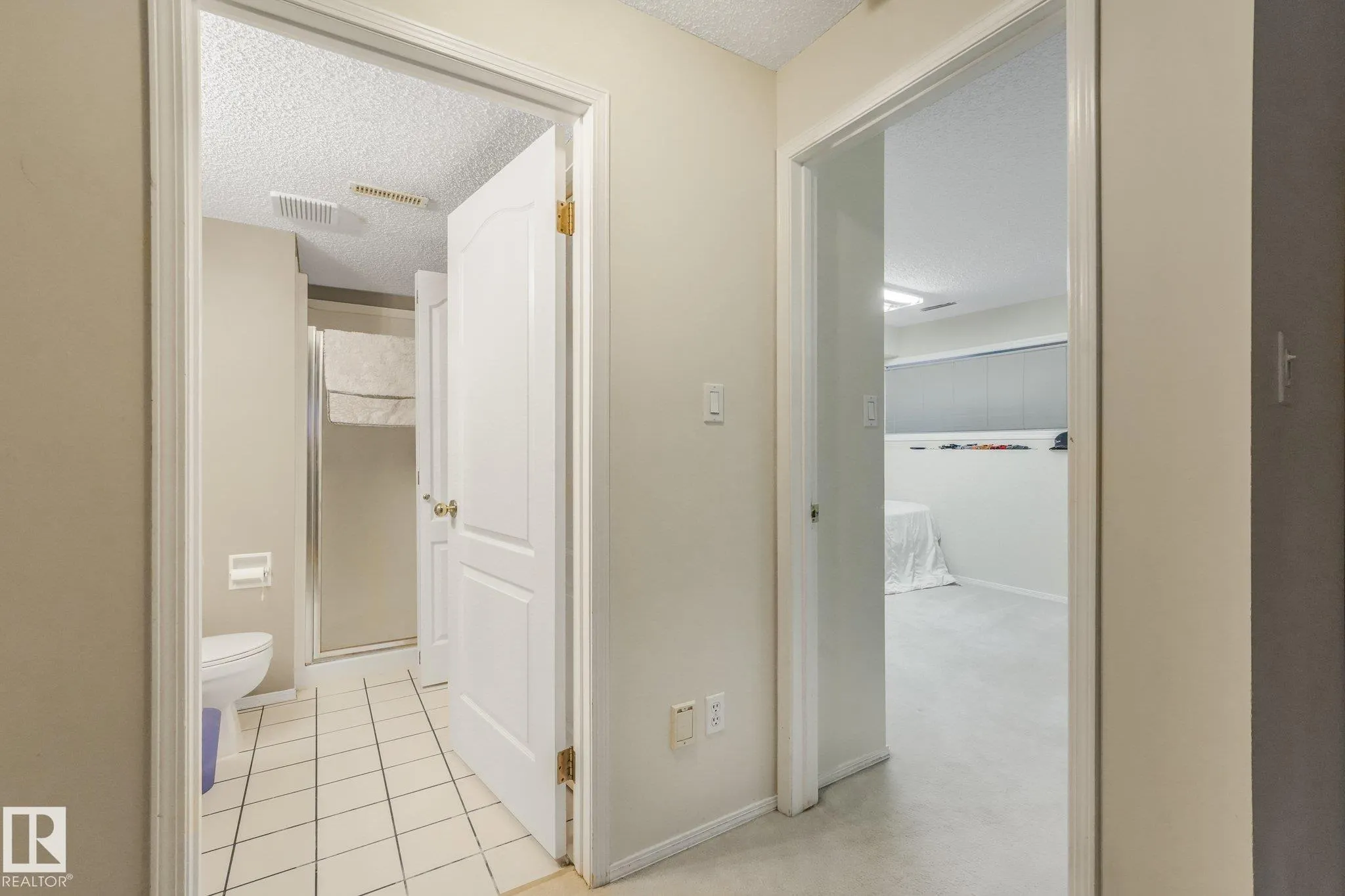 1210 POTTER GREENS Drive