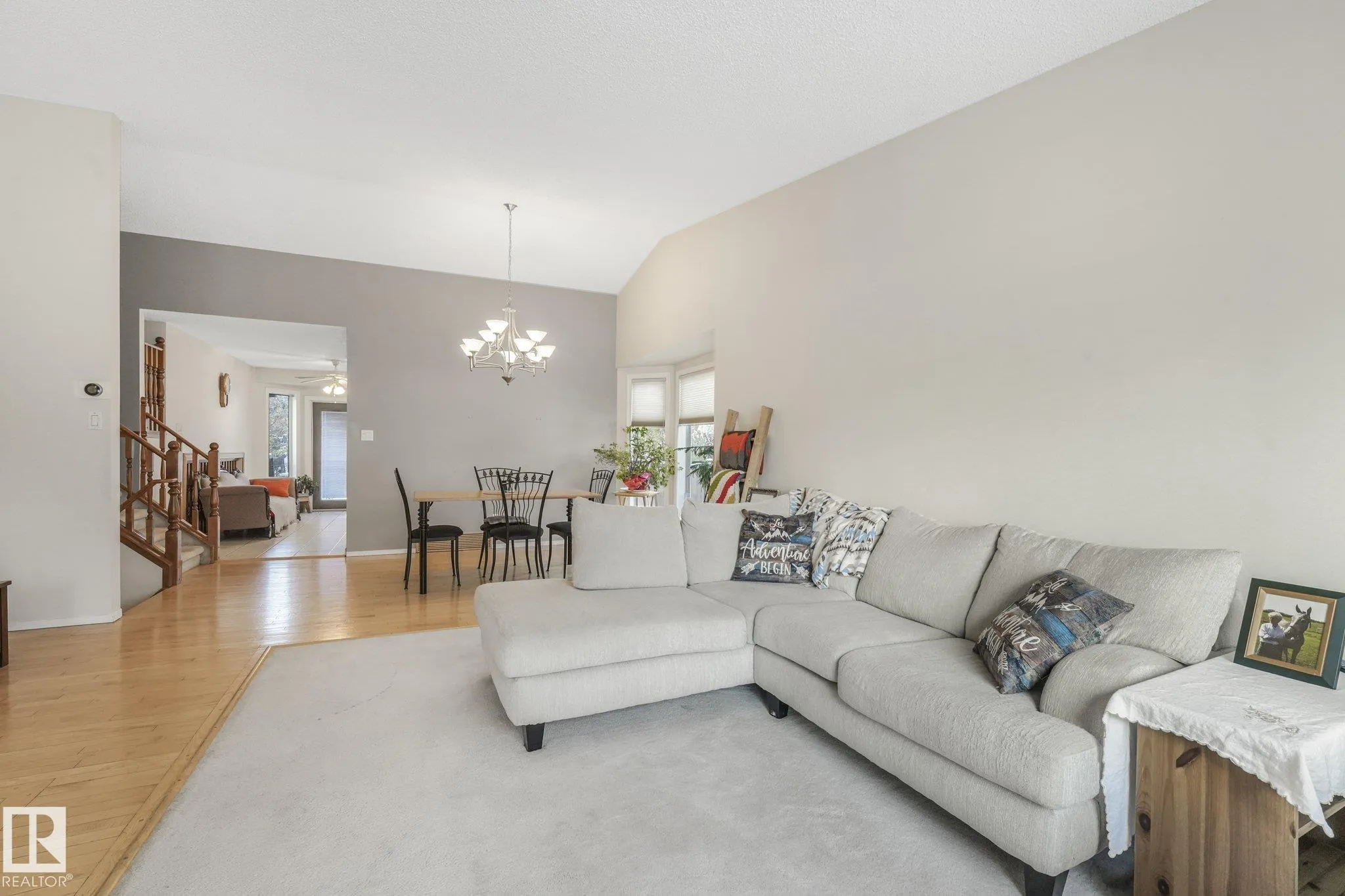 1210 POTTER GREENS Drive