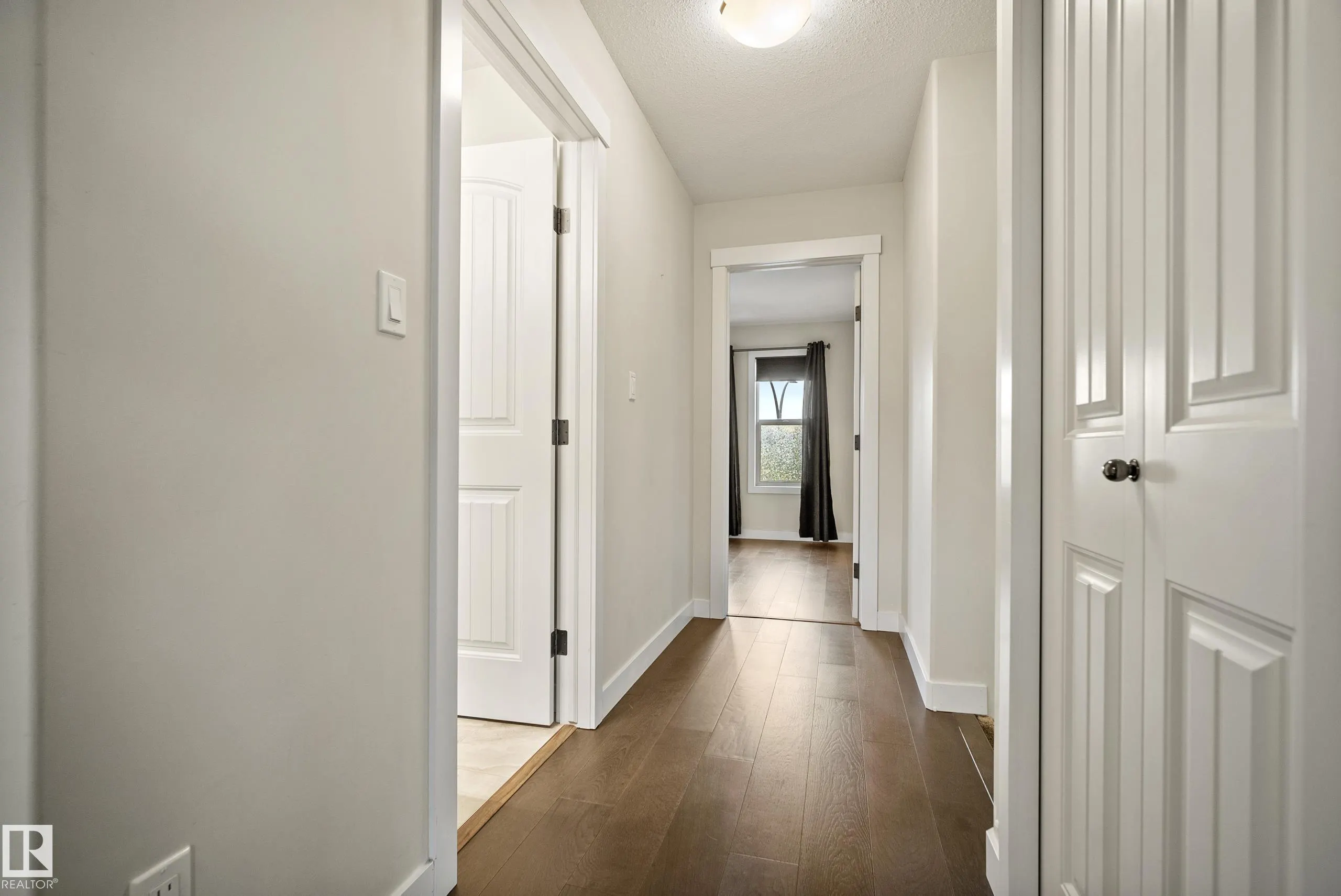 23 GREENBURY Boulevard