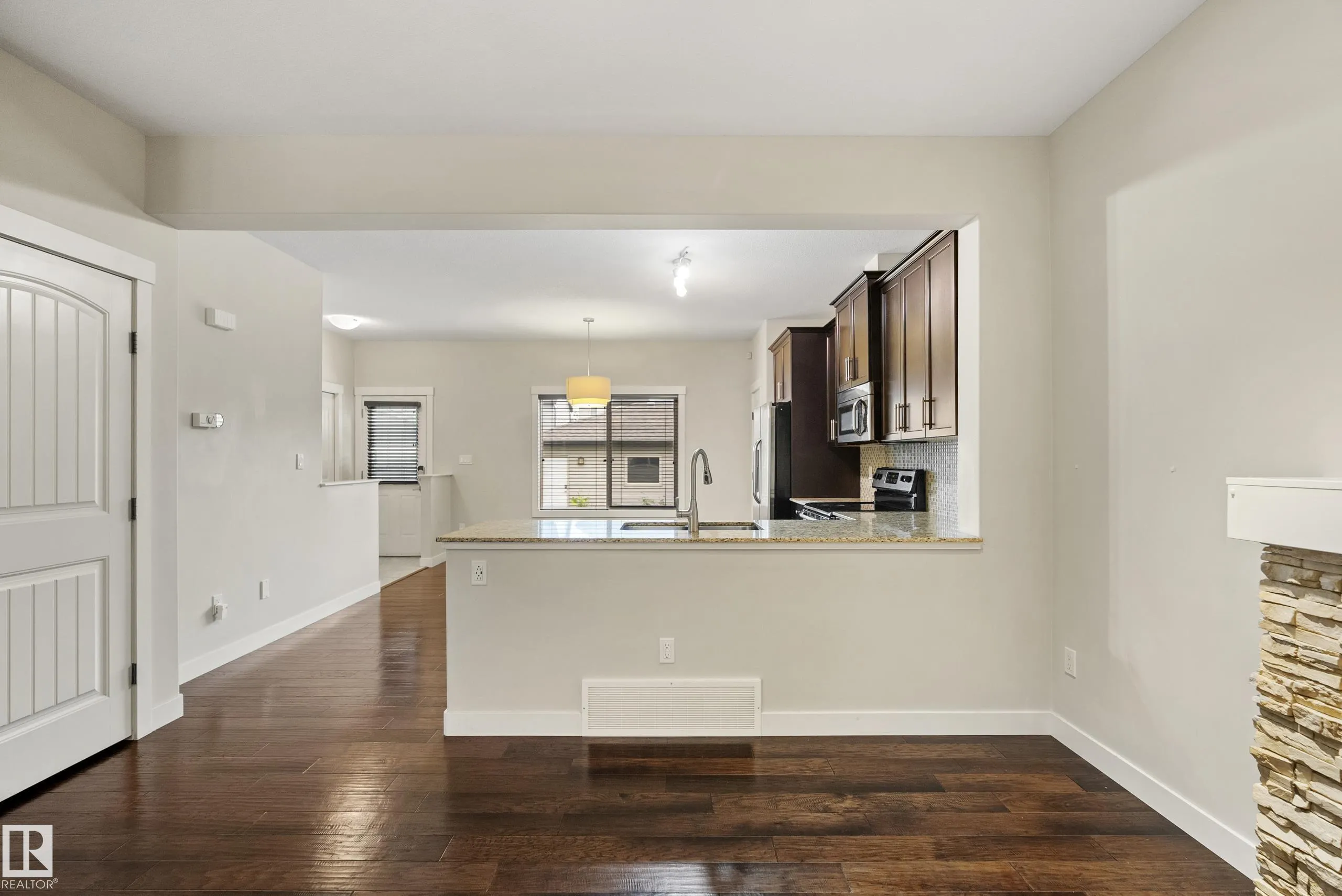 23 GREENBURY Boulevard