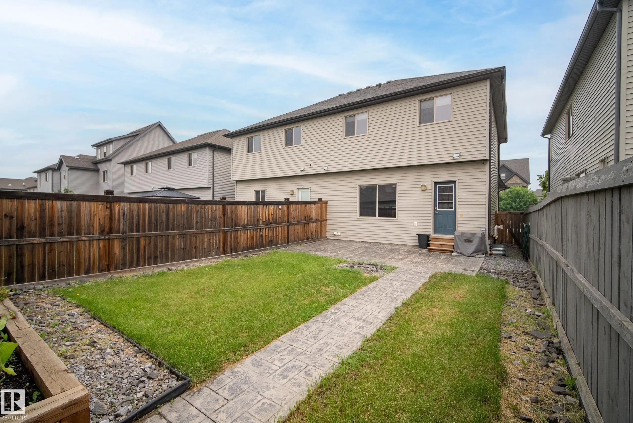 23 GREENBURY Boulevard