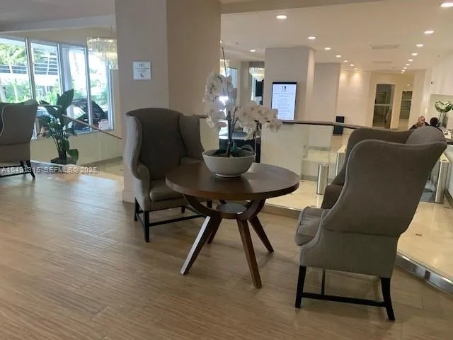 100 Lincoln Road #1236
