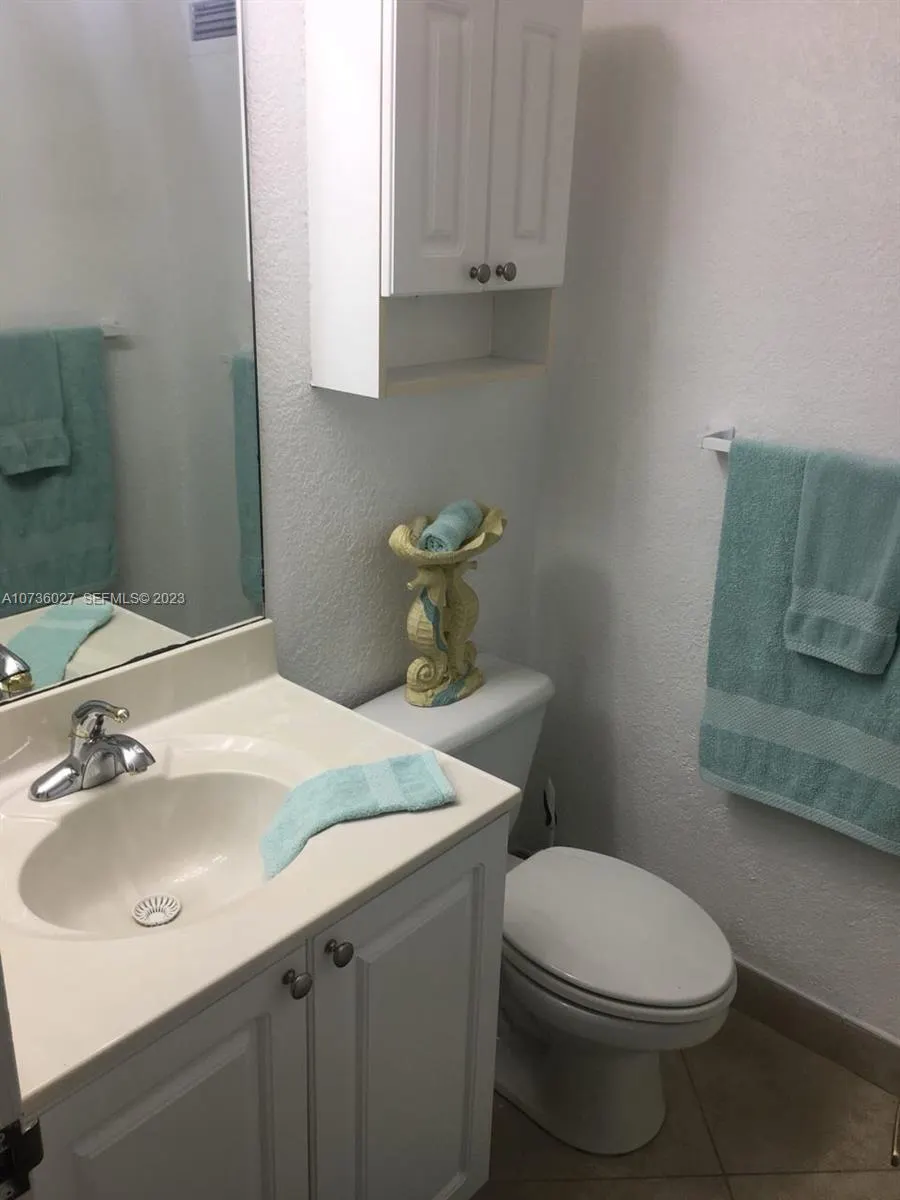 2501 S Ocean Drive #1221