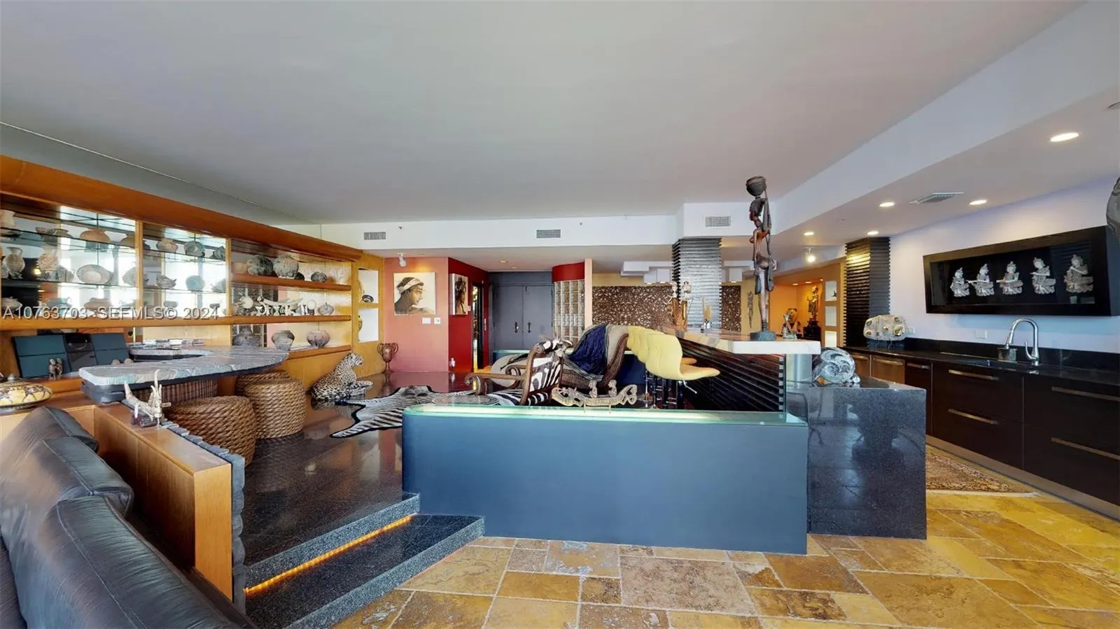 4000 Island Boulevard #W-STE6