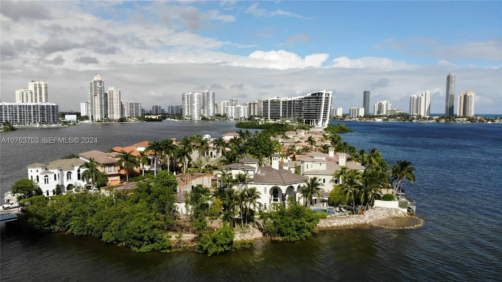 4000 Island Boulevard #W-STE6