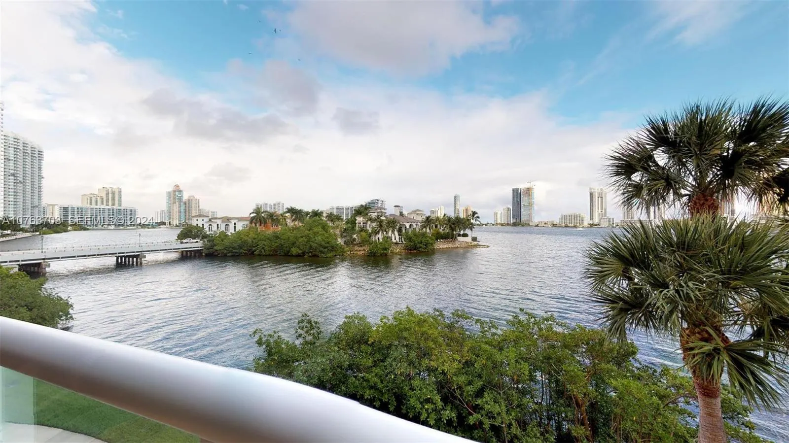 4000 Island Boulevard #W-STE6