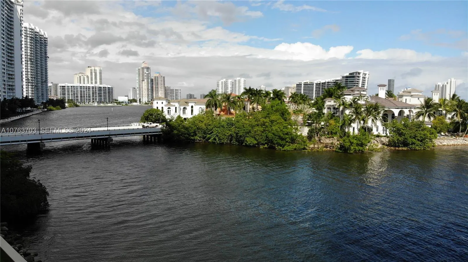 4000 Island Boulevard #W-STE6