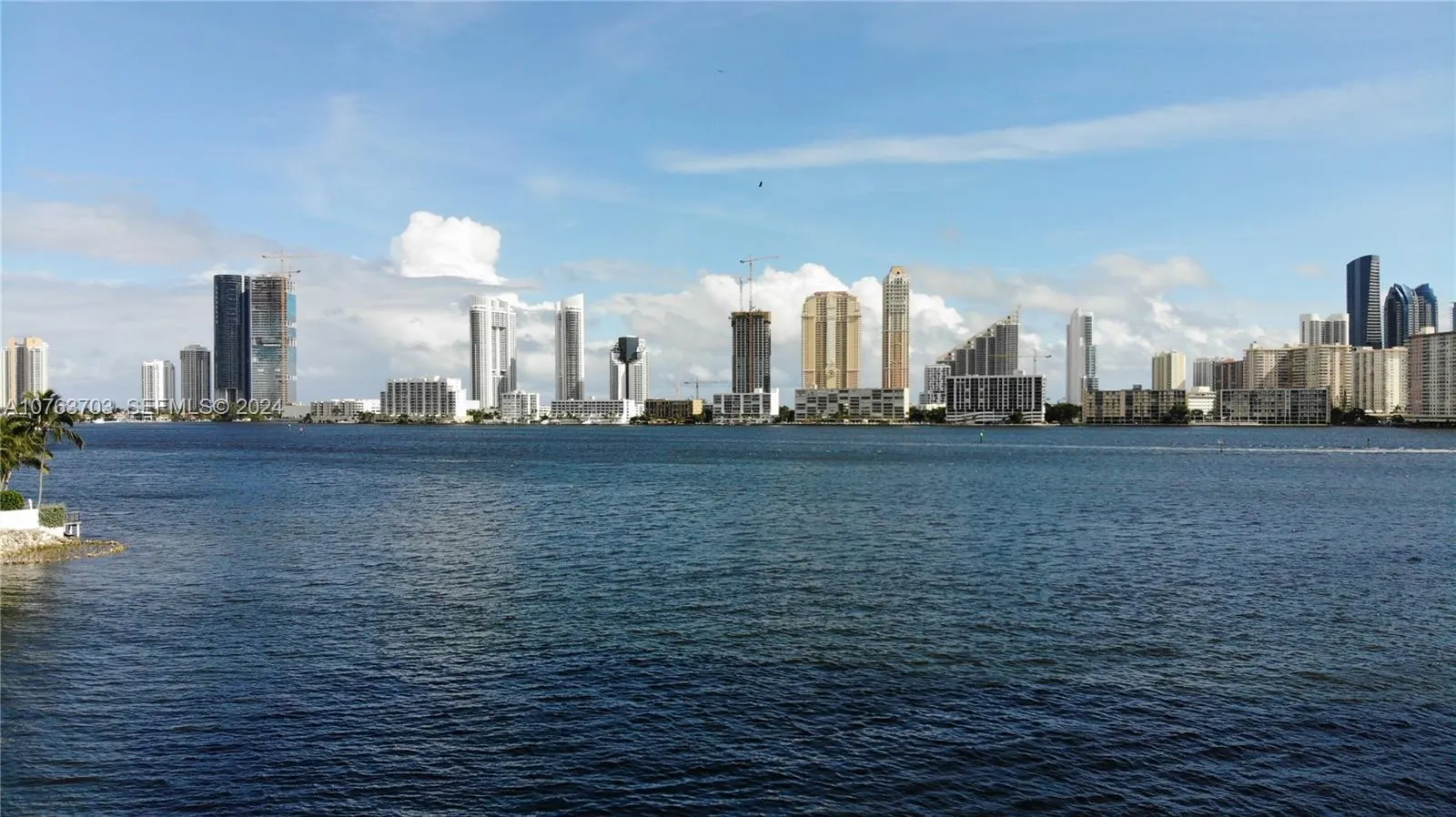 4000 Island Boulevard #W-STE6