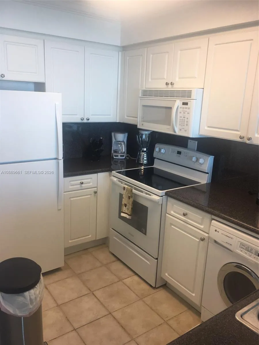 2501 S Ocean Drive #1224 (Available)
