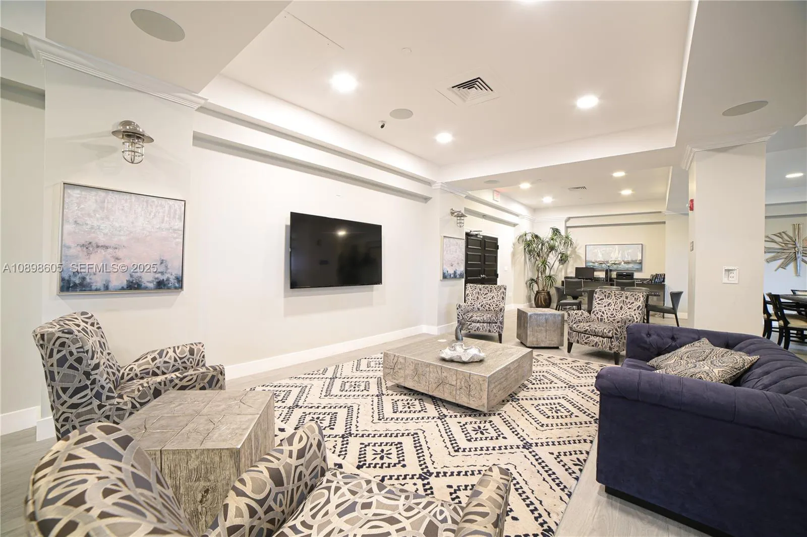 2501 S Ocean Drive #1617 (AVAILABLE)