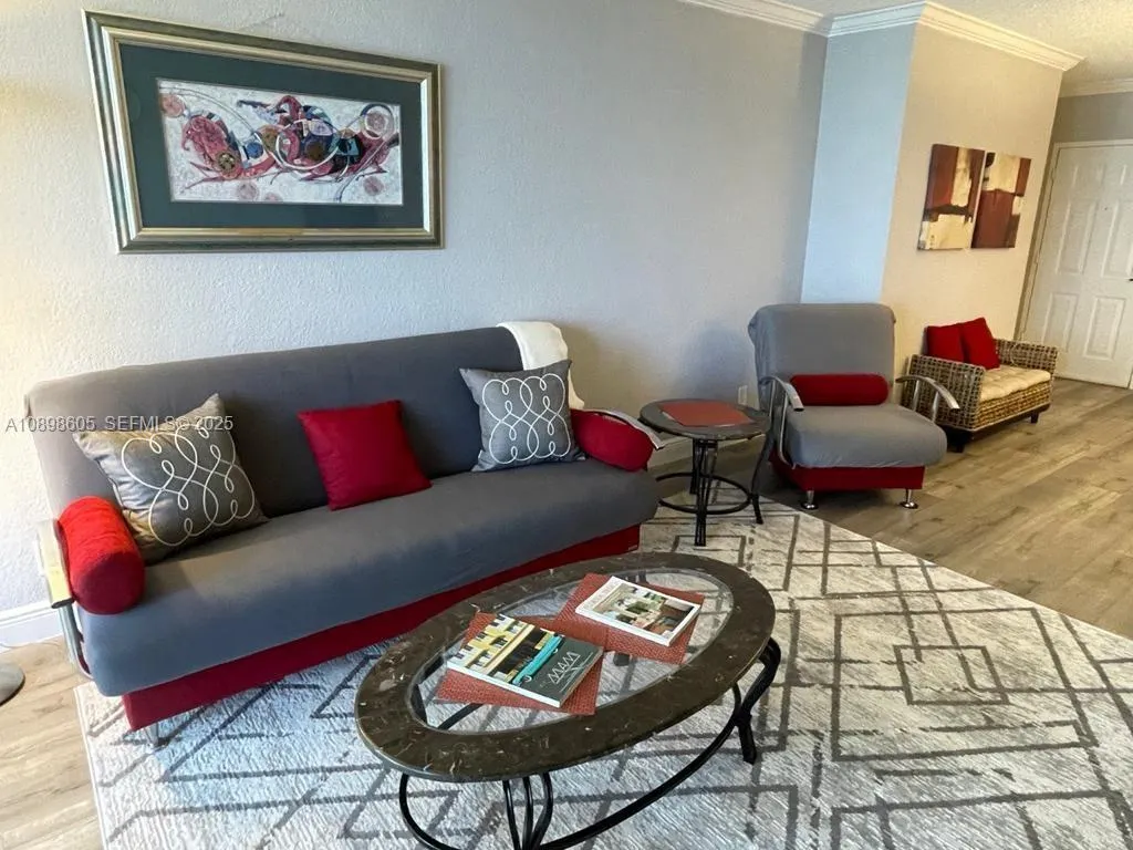 2501 S Ocean Drive #1617 (AVAILABLE)
