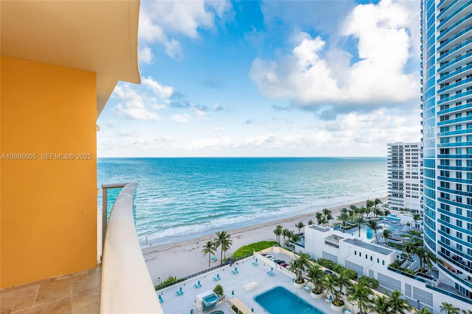 2501 S Ocean Drive #1617 (AVAILABLE)
