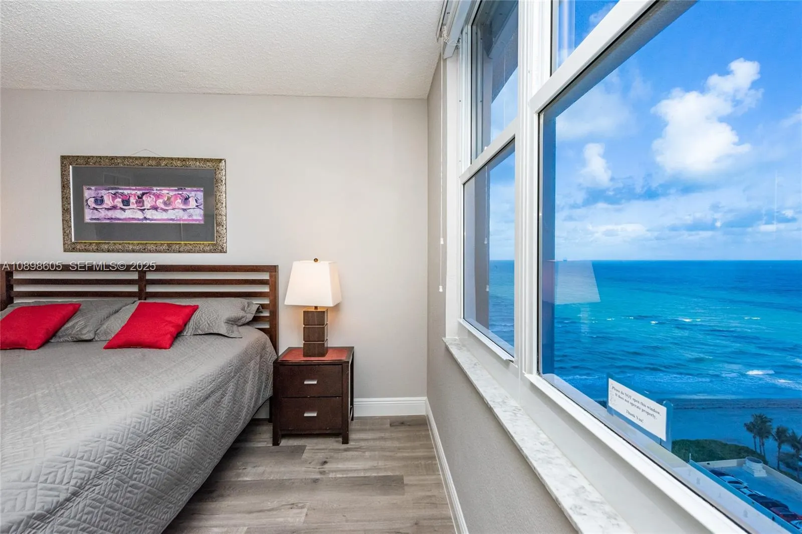 2501 S Ocean Drive #1617 (AVAILABLE)