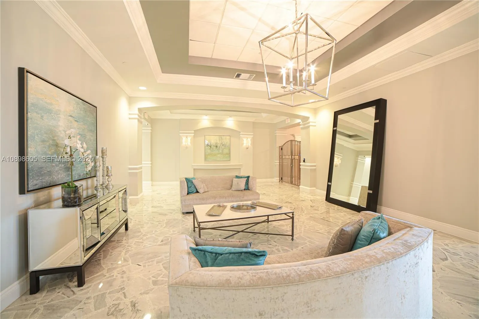 2501 S Ocean Drive #1617 (AVAILABLE)